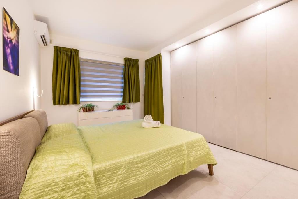 NGH12 - Lovely and Spacious 2 Bedroom Apartment
