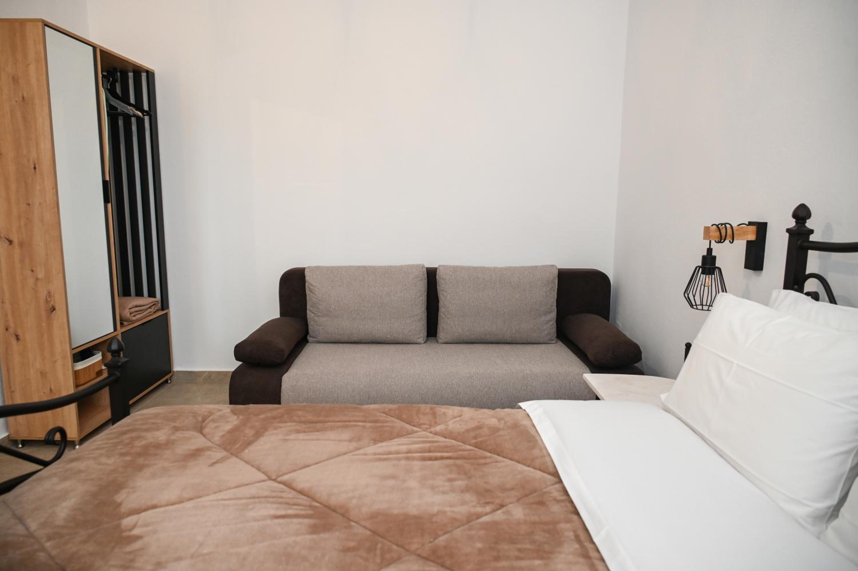 Gemilos Nest