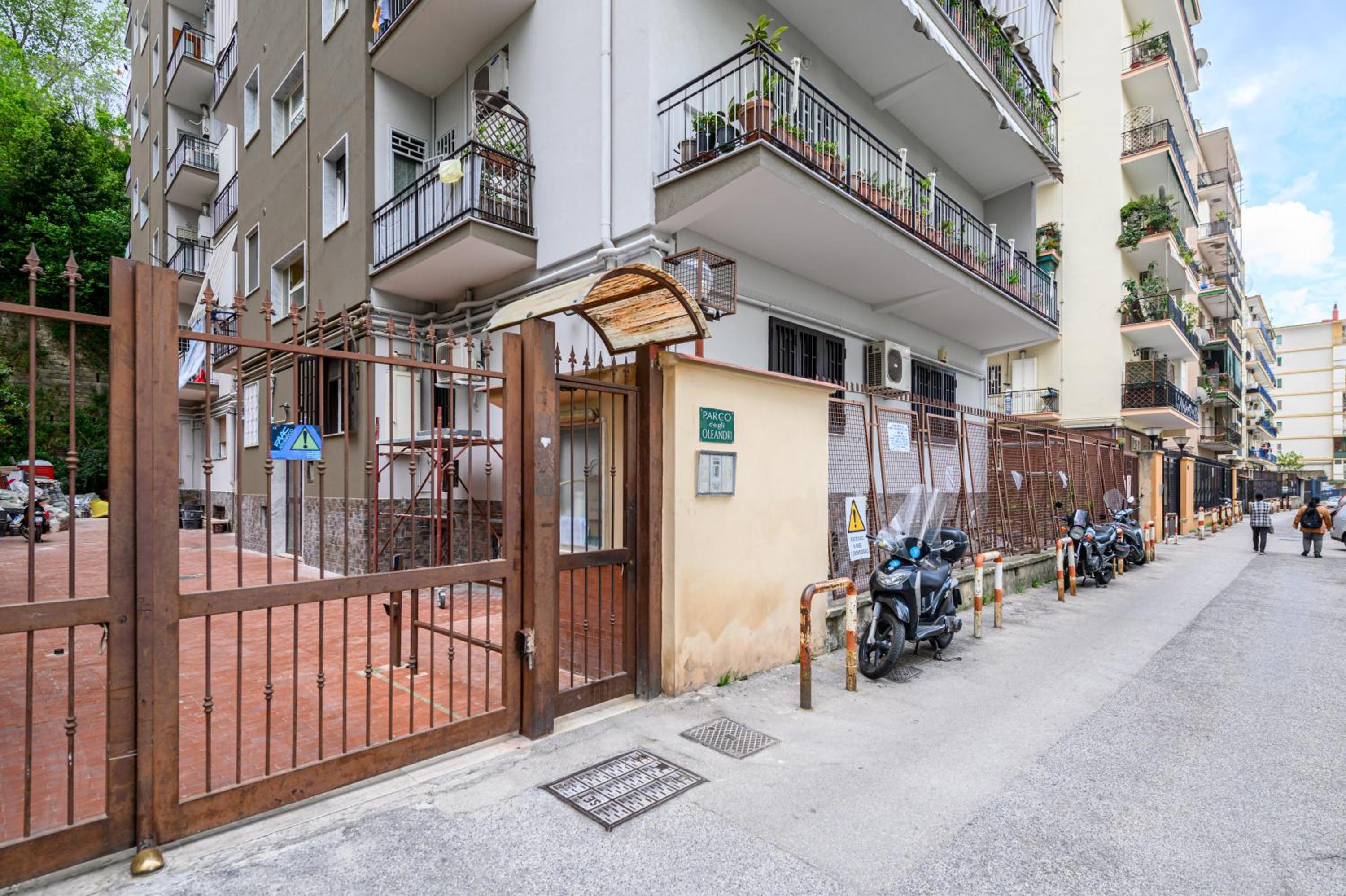 Via Consalvo 120A