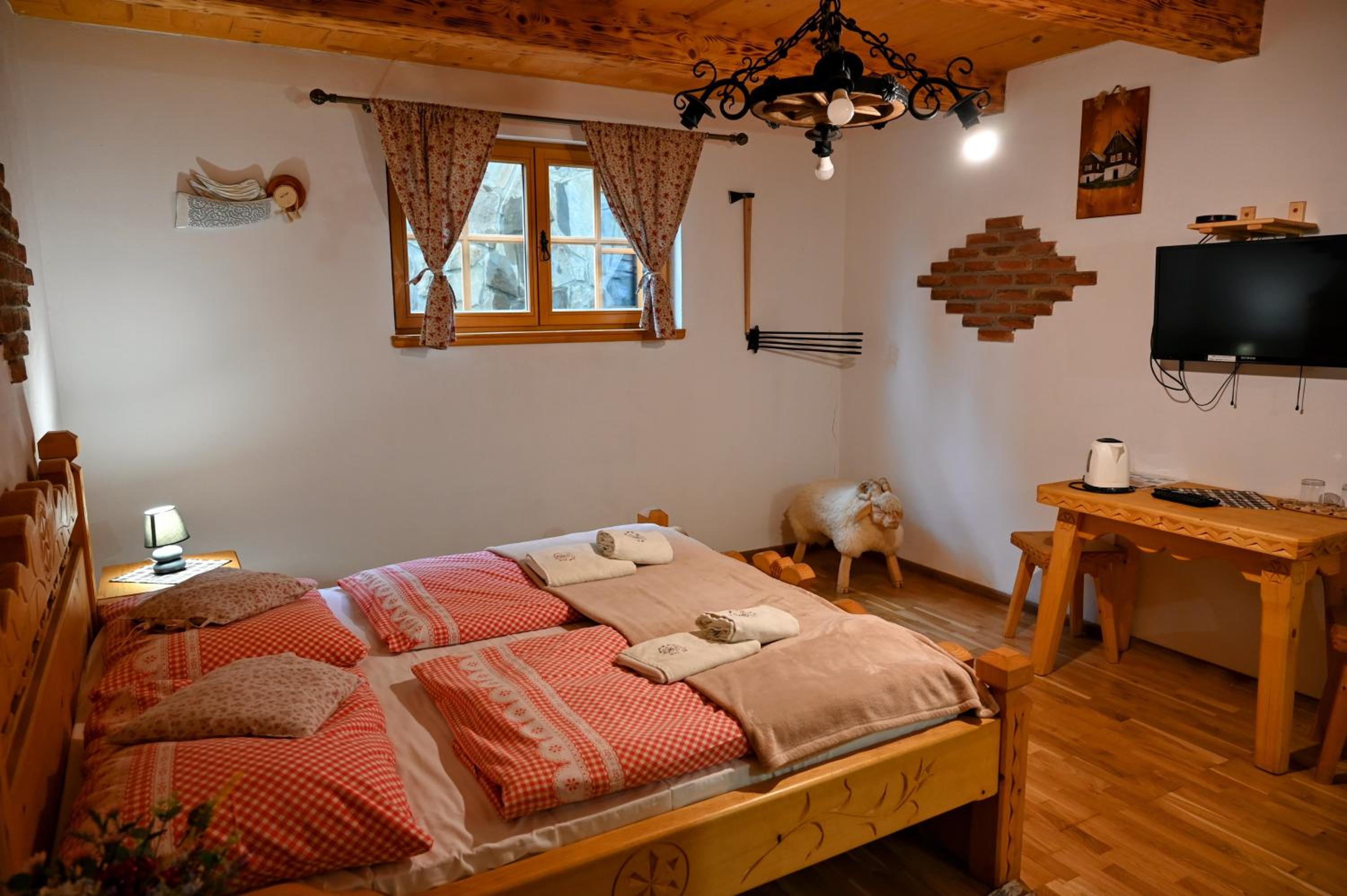 Zbojnicky penzion