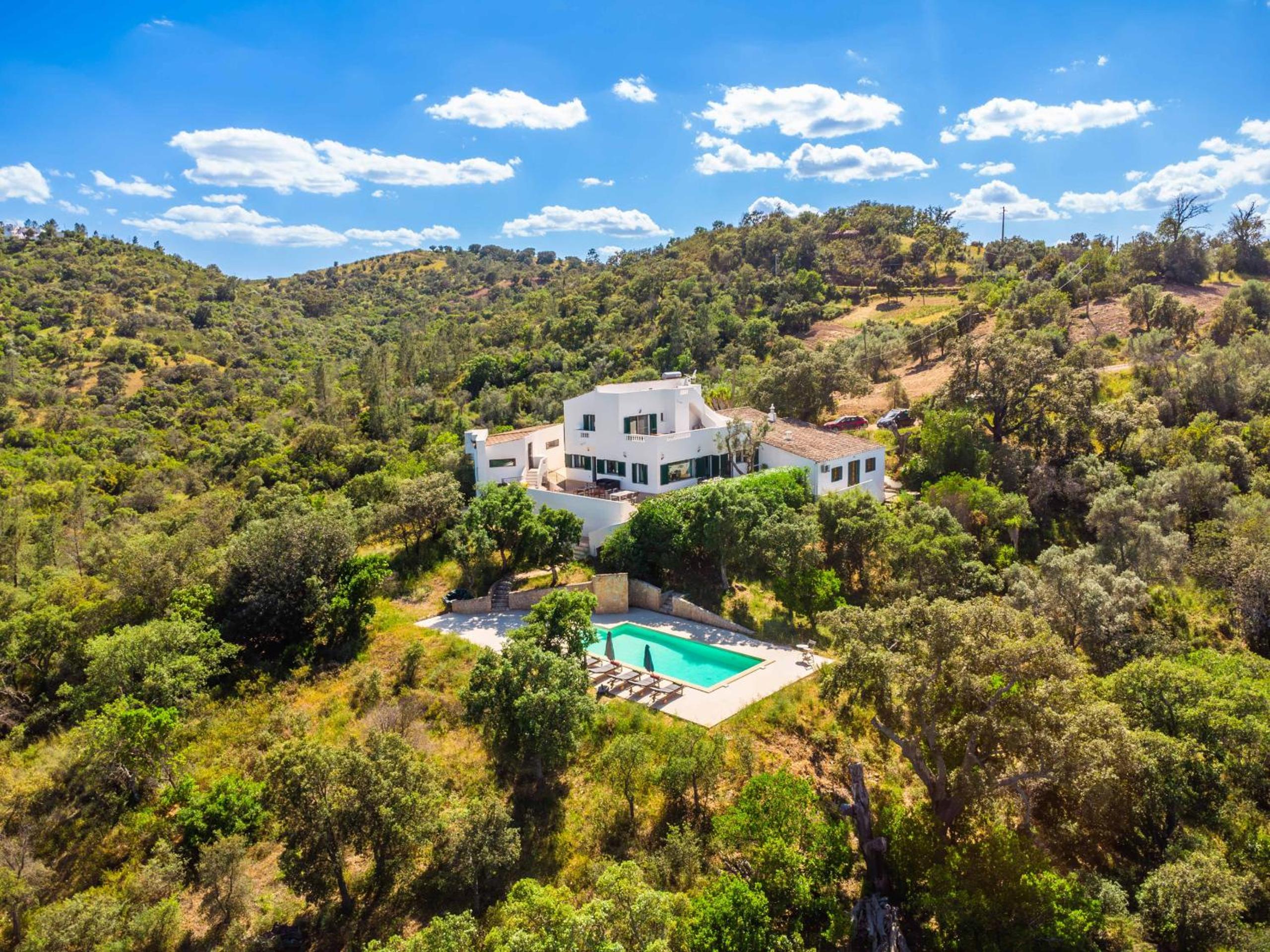 Villa Eiras Altas Grande by Portucasa view 3
