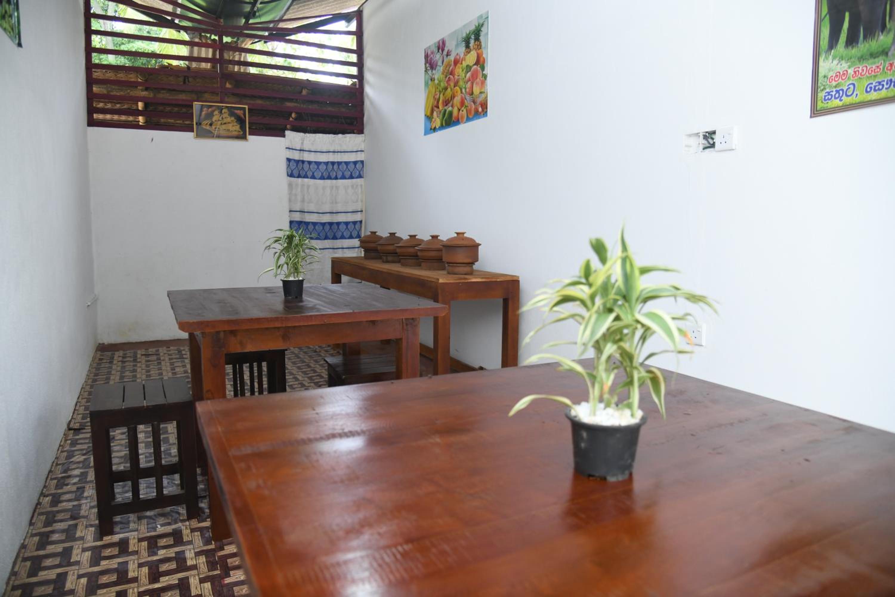 TESHI SAFARI VILLA view 2