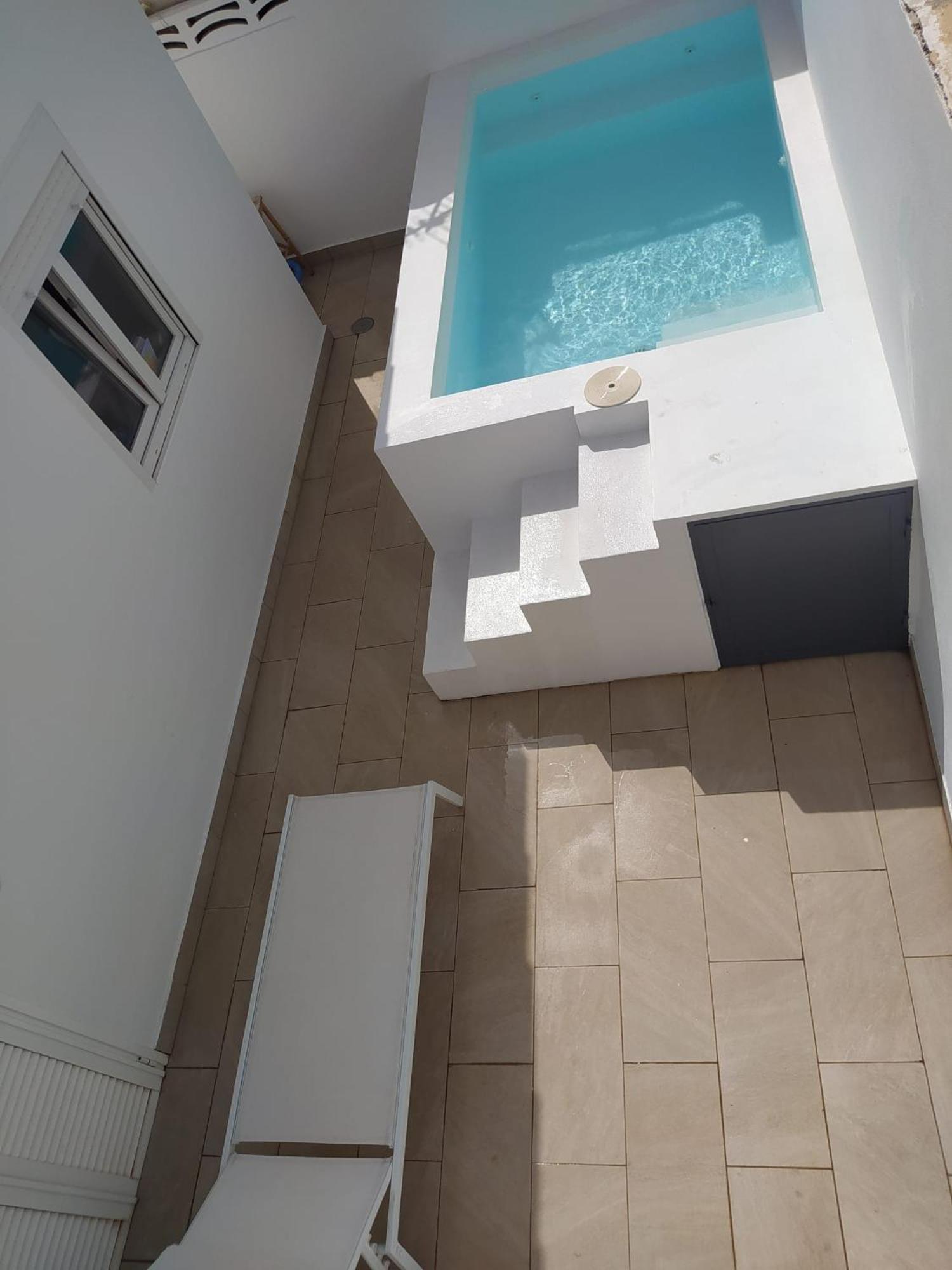 Apartamento con piscina privada
