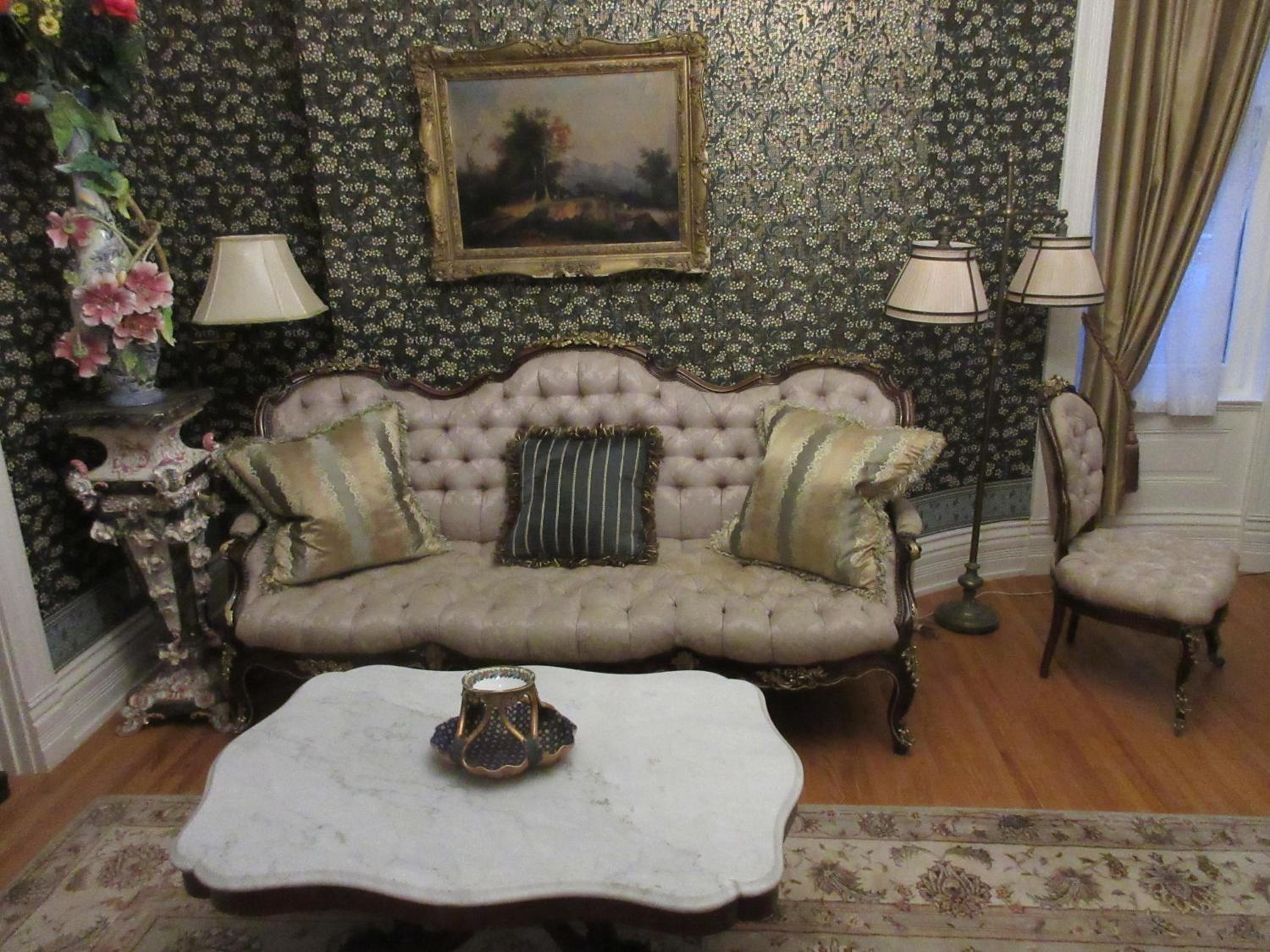 Johnstone Mansion view 3