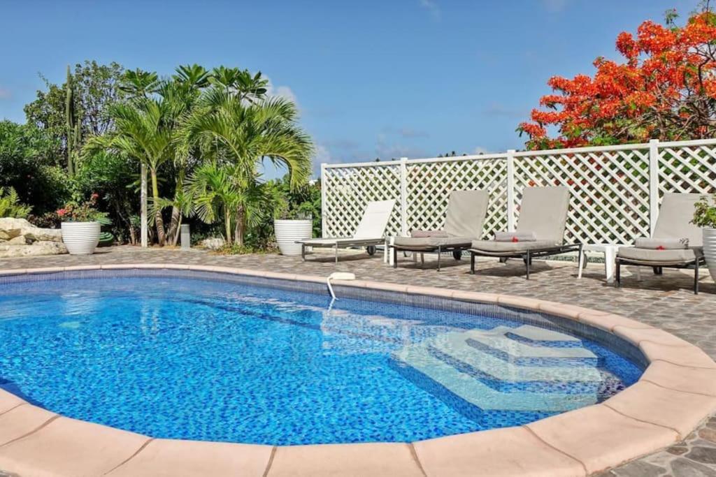 Photo 32