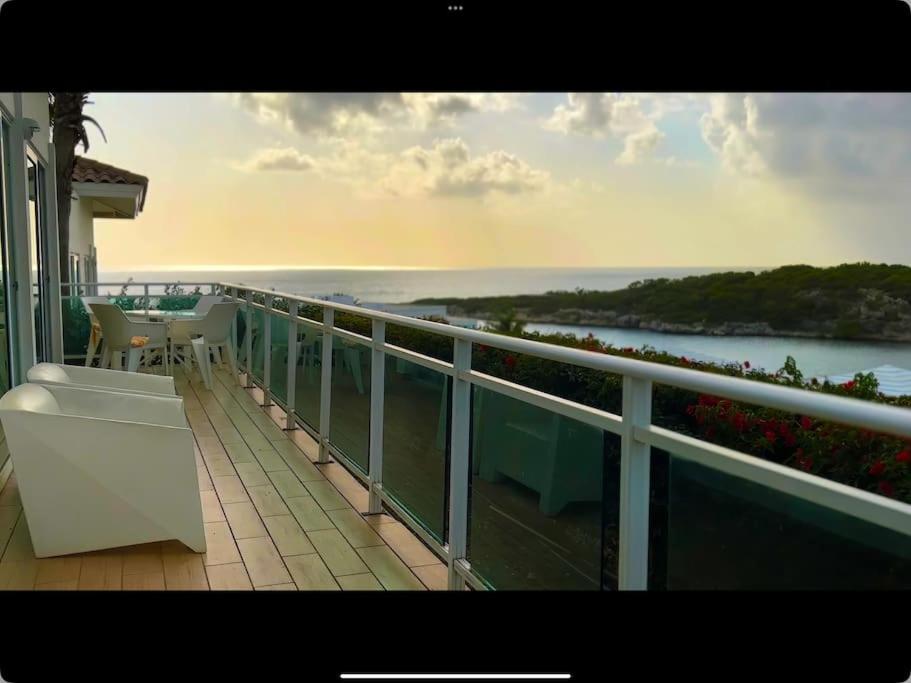 Prachtige bungalow / schitterend uniek uitzicht over baai en oceaan
