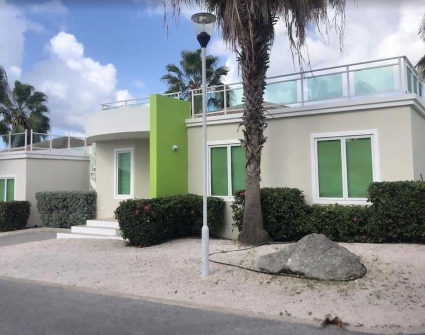 Prachtige bungalow / schitterend uniek uitzicht over baai en oceaan