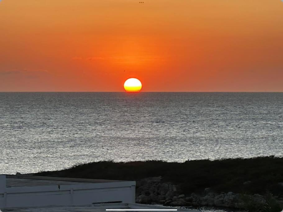 Prachtige bungalow / schitterend uniek uitzicht over baai en oceaan
