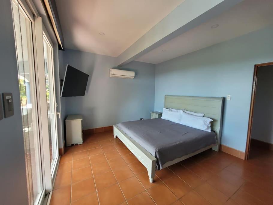 Luxury Villa with Separate Guest house and 360view