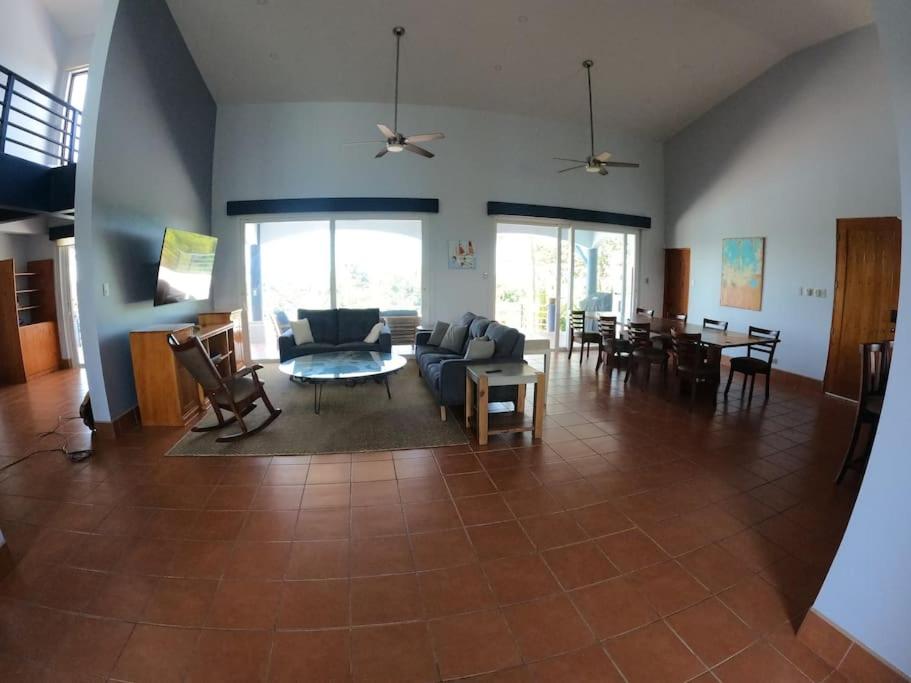 Luxury Villa with Separate Guest house and 360view
