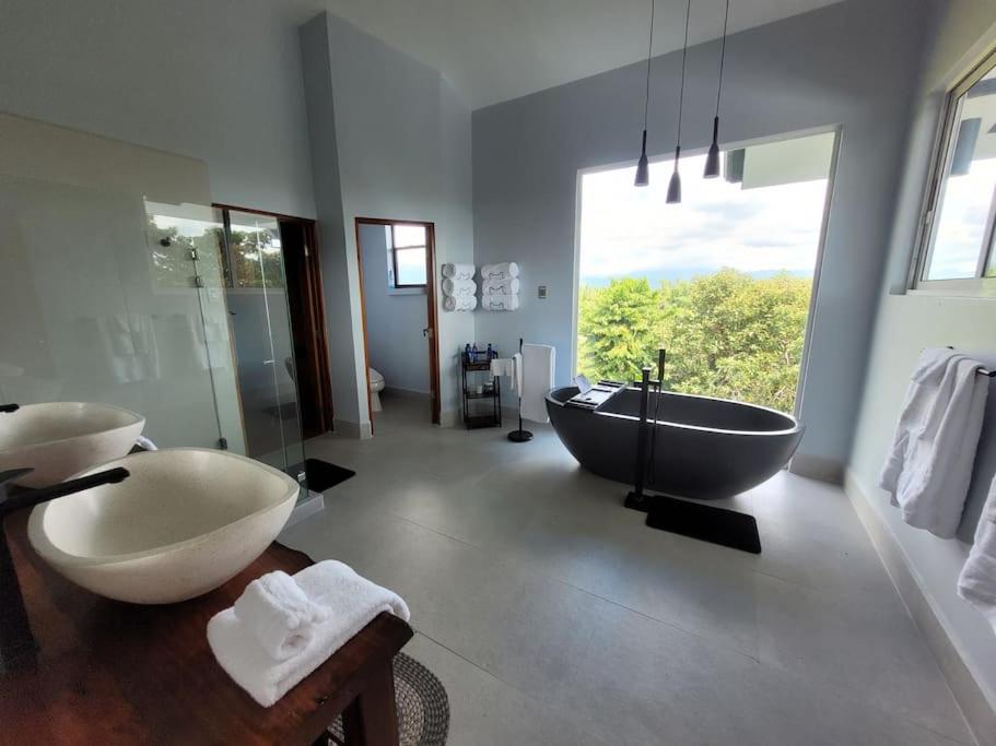 Luxury Villa with Separate Guest house and 360view