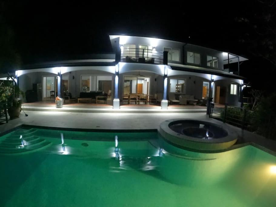 Luxury Villa with Separate Guest house and 360view