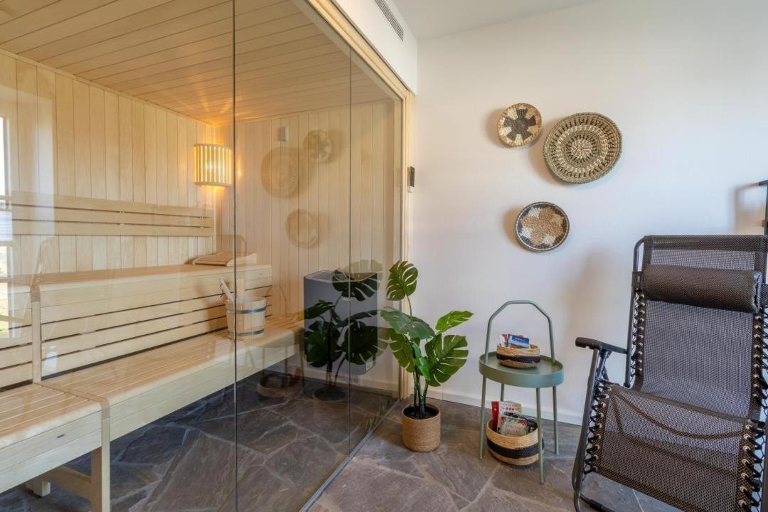 Villa Küsteneck mit Meerblick und Wellnessbereich