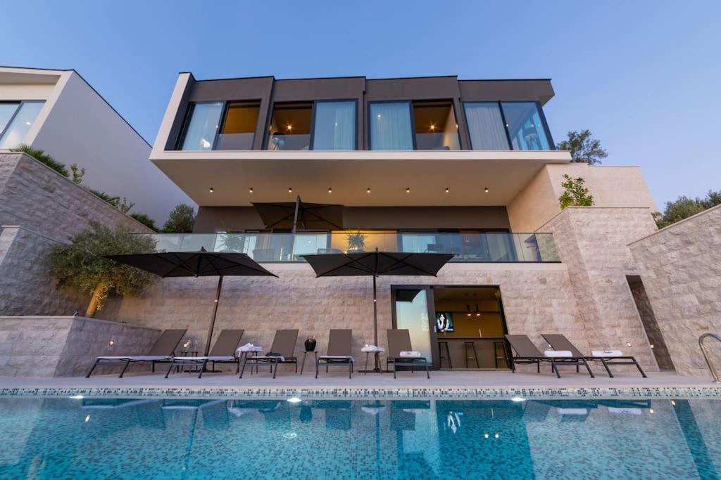 Frida's Villa