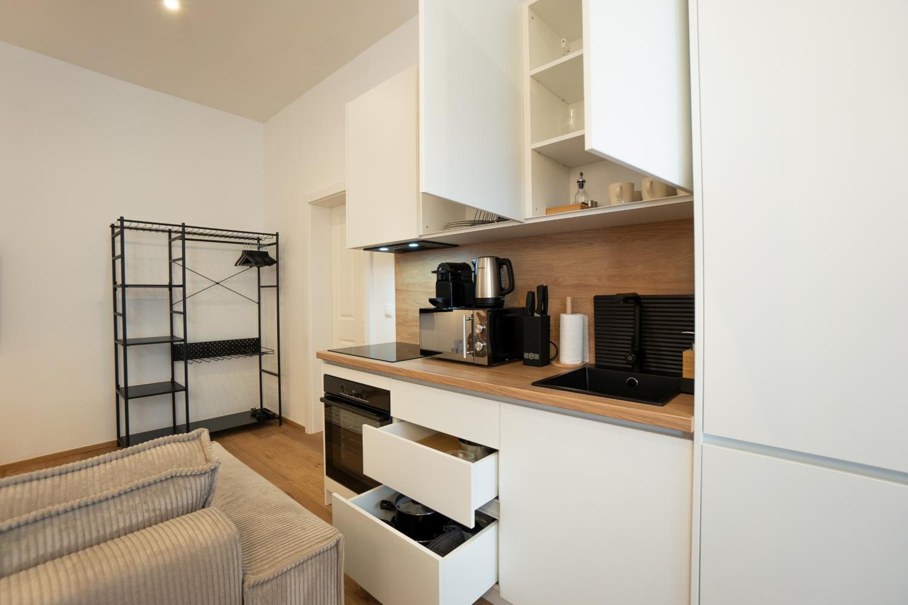Bright, modern and central flat with a terrace