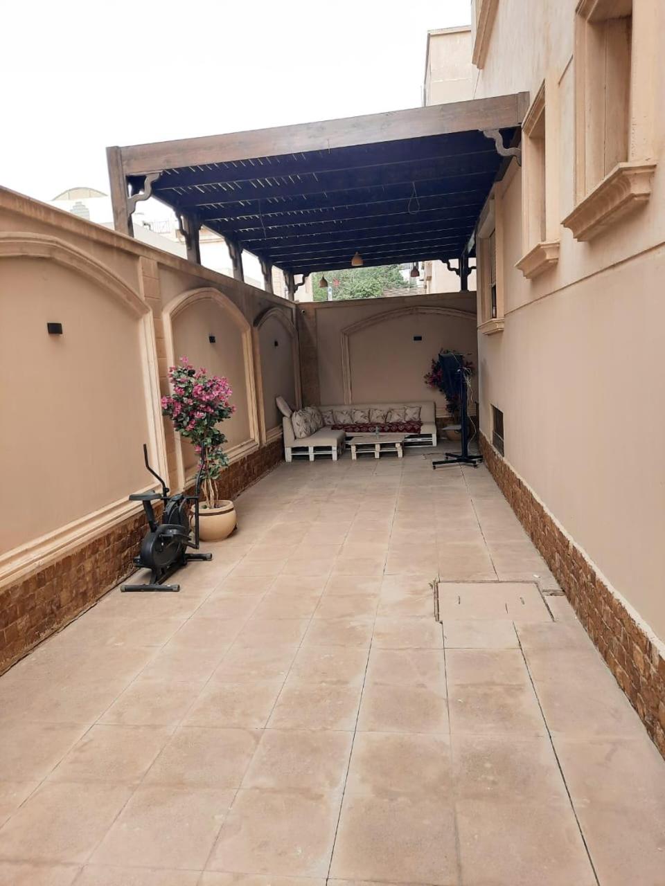 Studio with garden