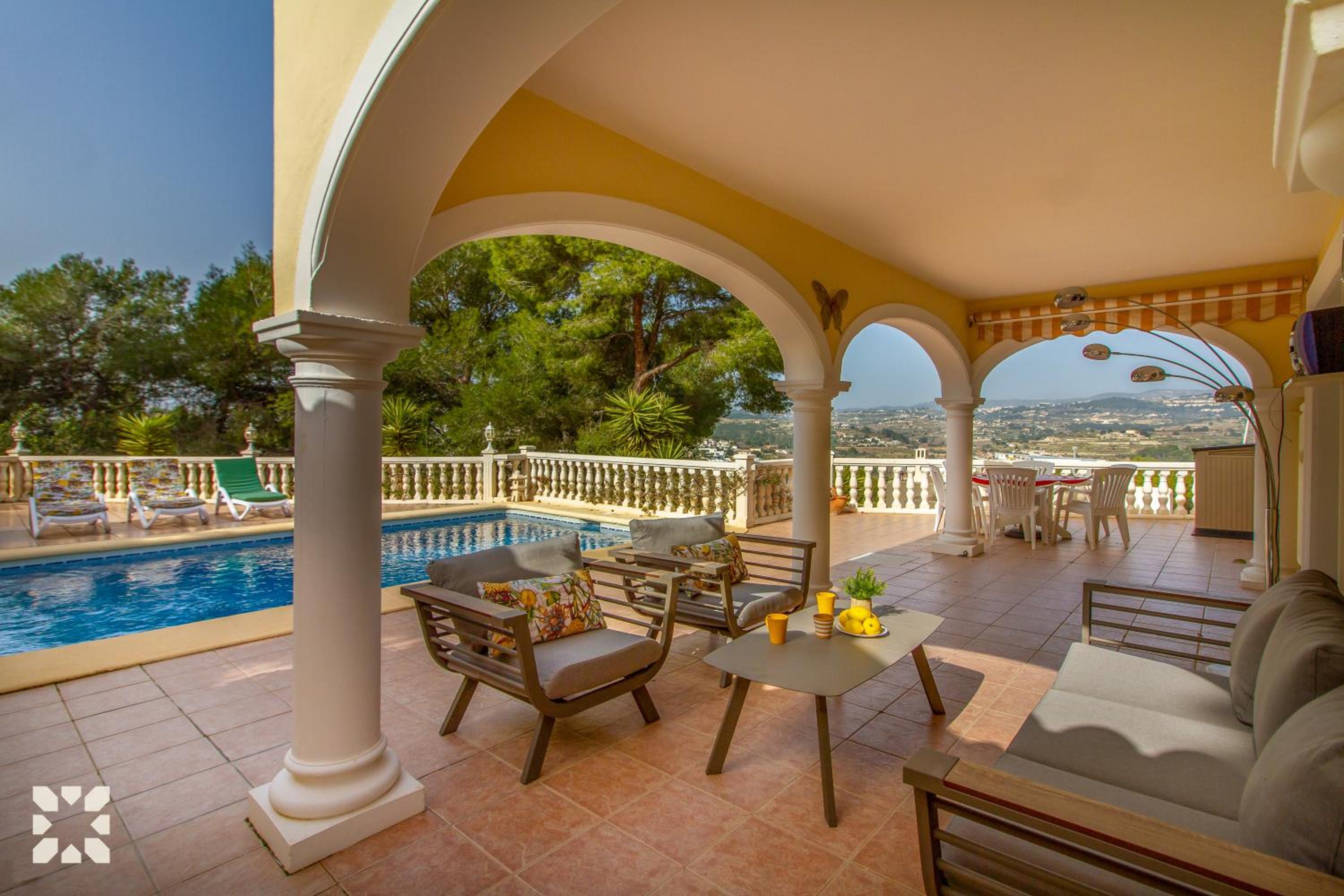 Villa Yanet by Abahana Villas