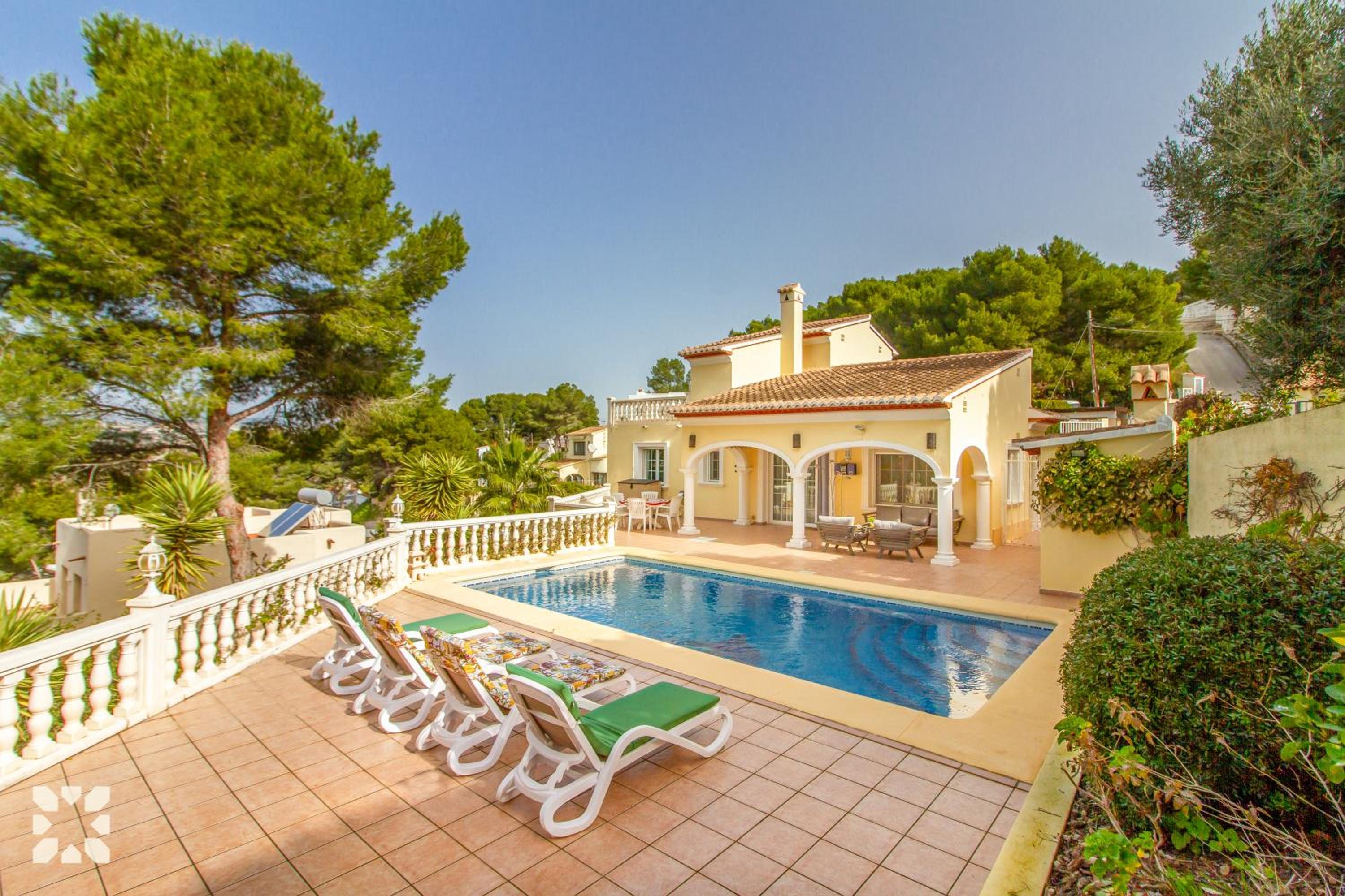 Villa Yanet by Abahana Villas