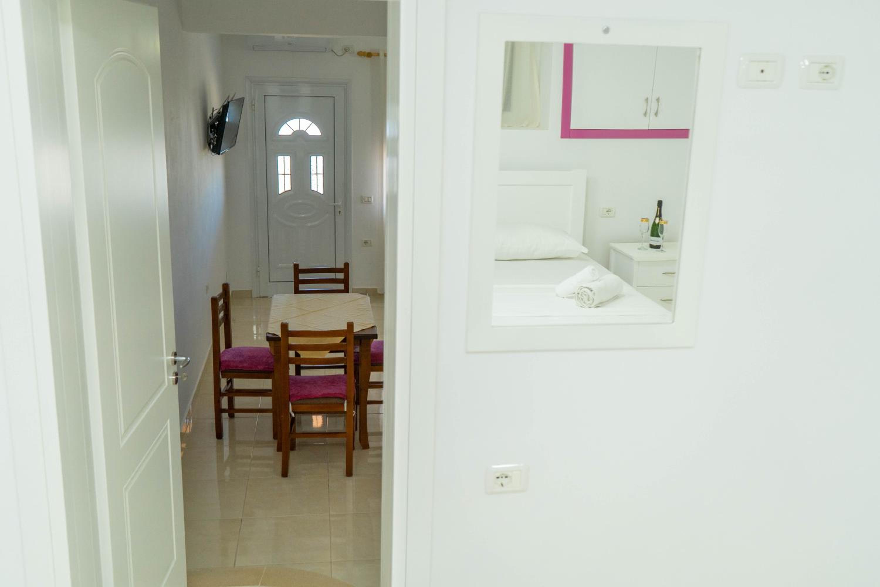 Vila Aliaj