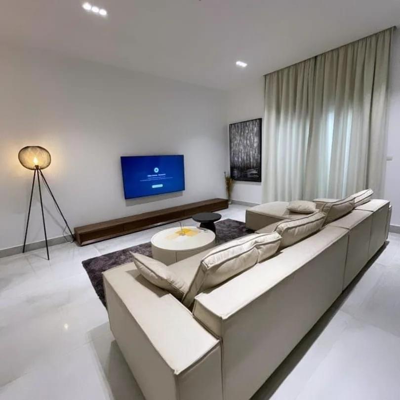LAMAR Residence