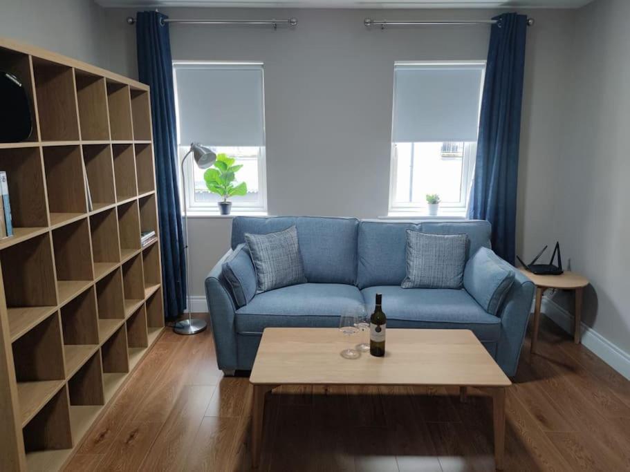 Hotel Blacklion prime location apartment - Image 1