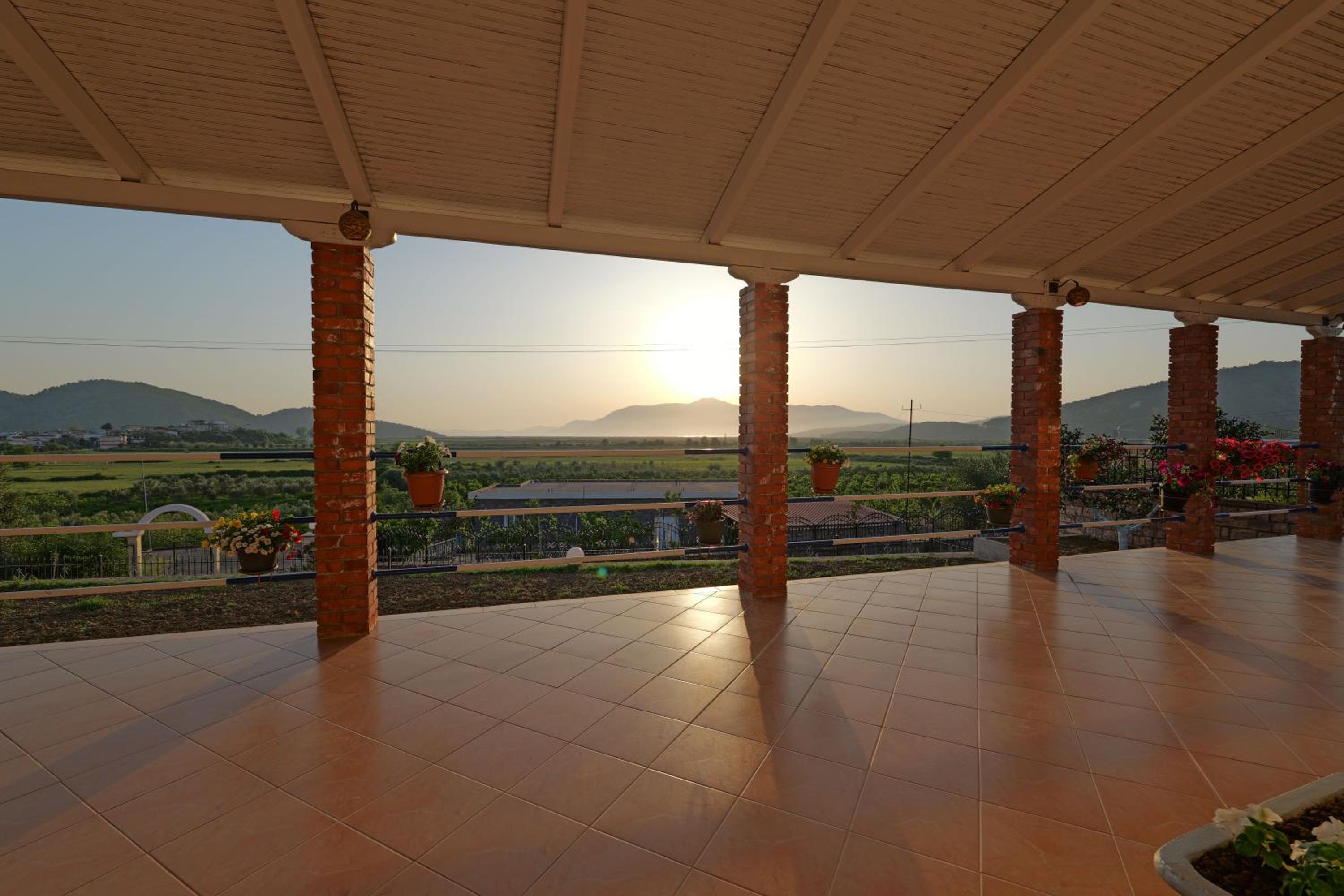 Green Villa Shendelli