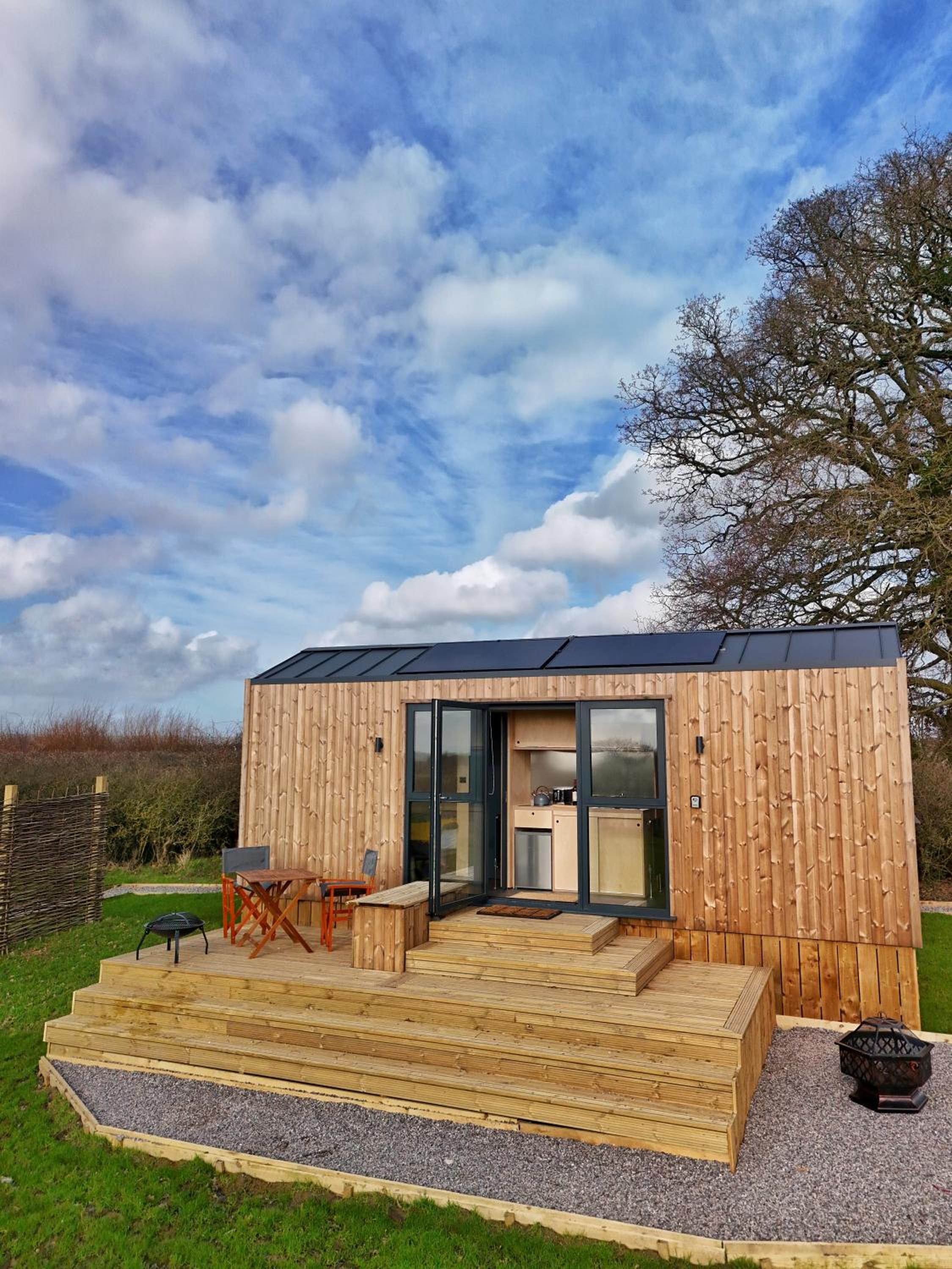 Beautiful cabins in Shaftesbury Dorset countryside