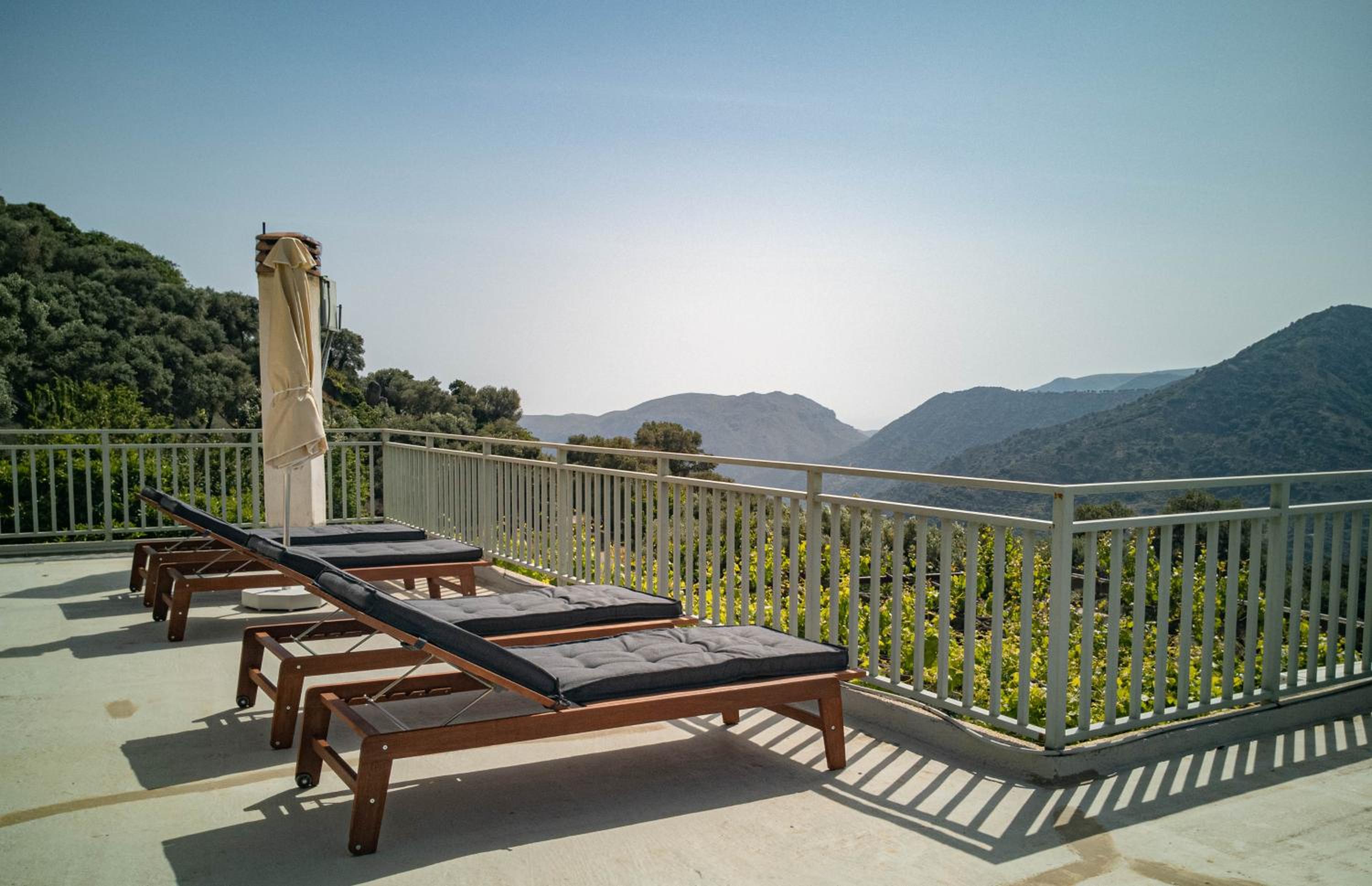 The Stone House - Two Bedrooms Maisonette view 5