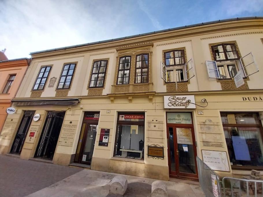 King Street view 4