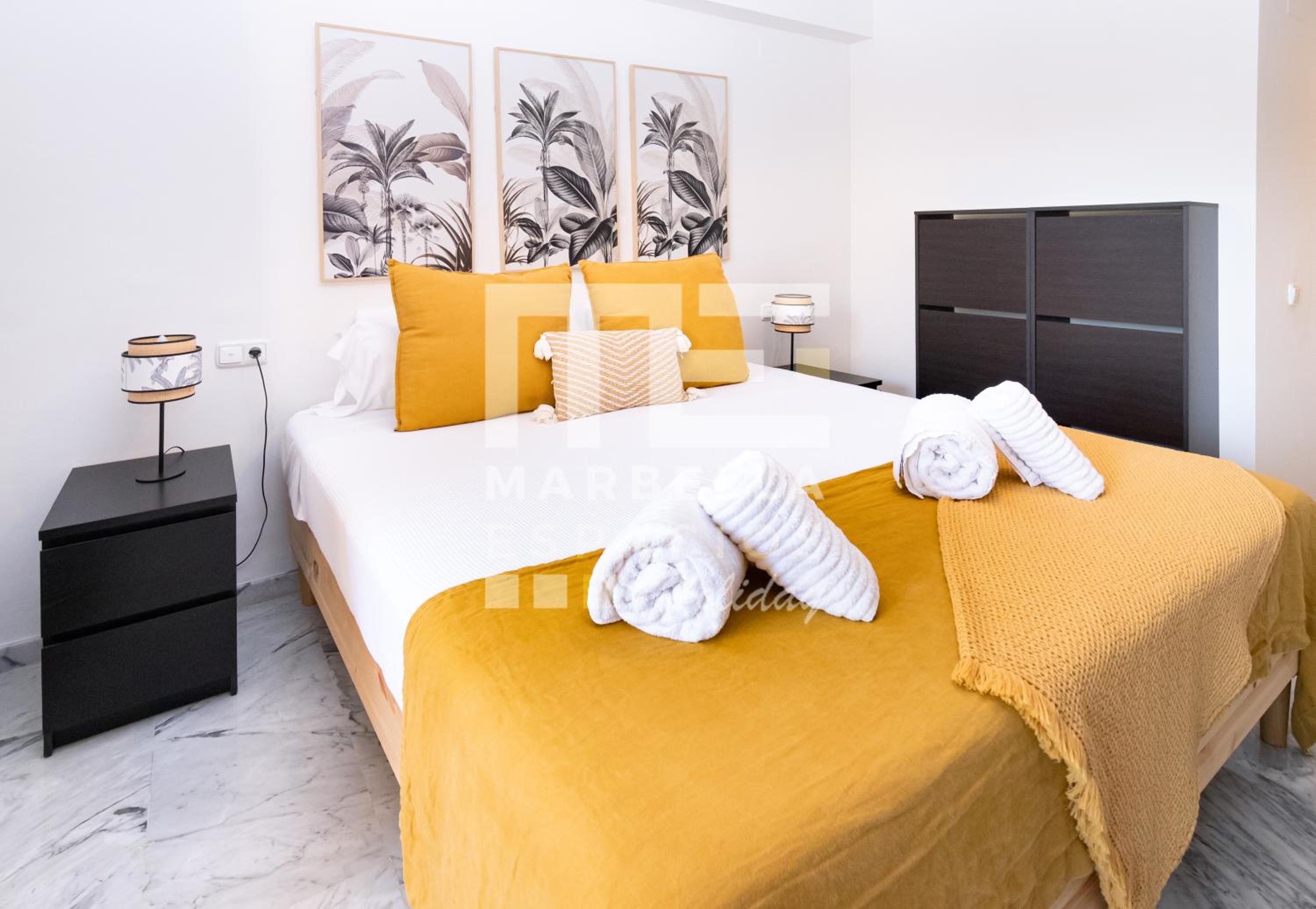 Chic garden flat 5min from beach