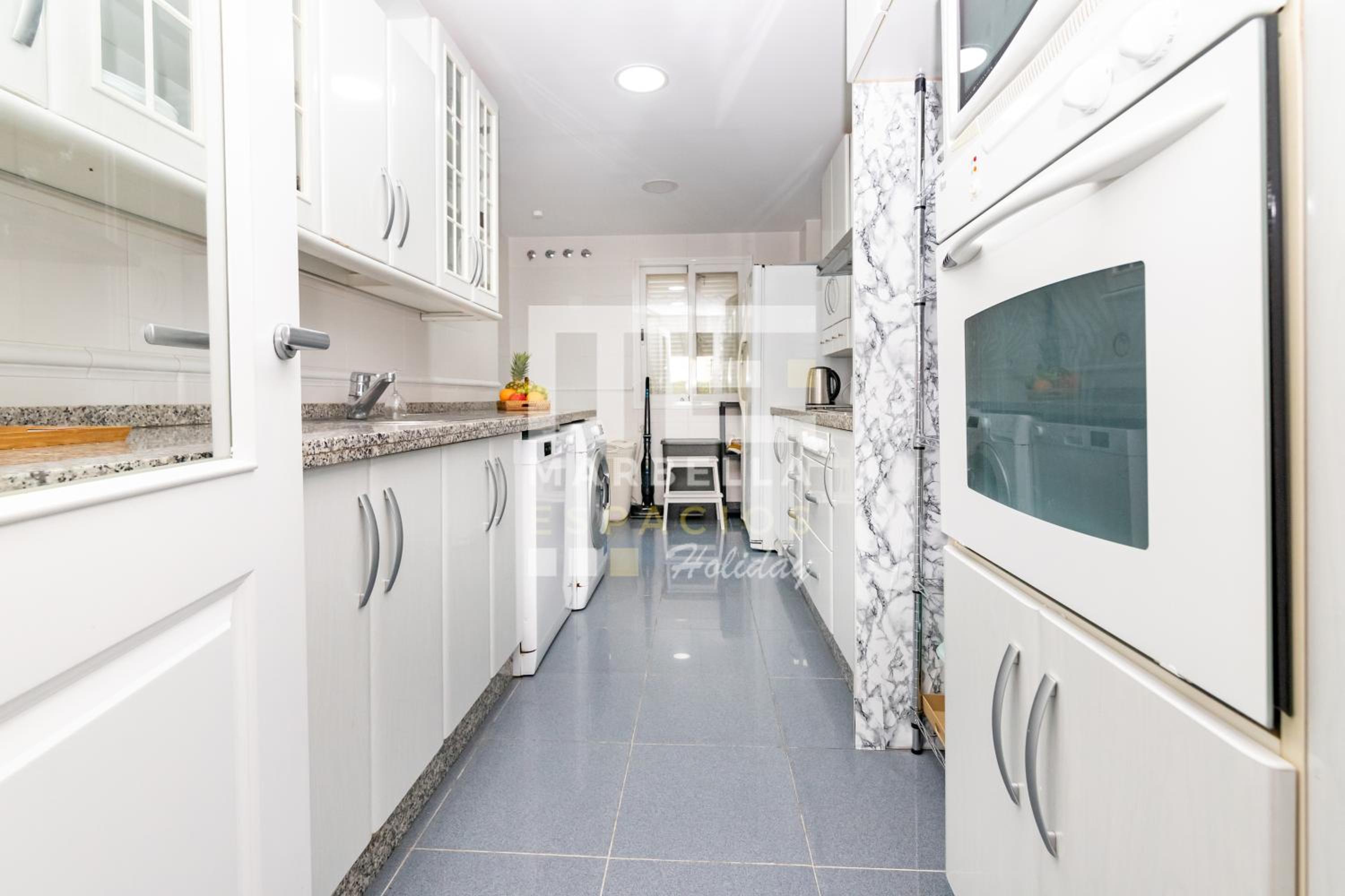 Chic garden flat 5min from beach