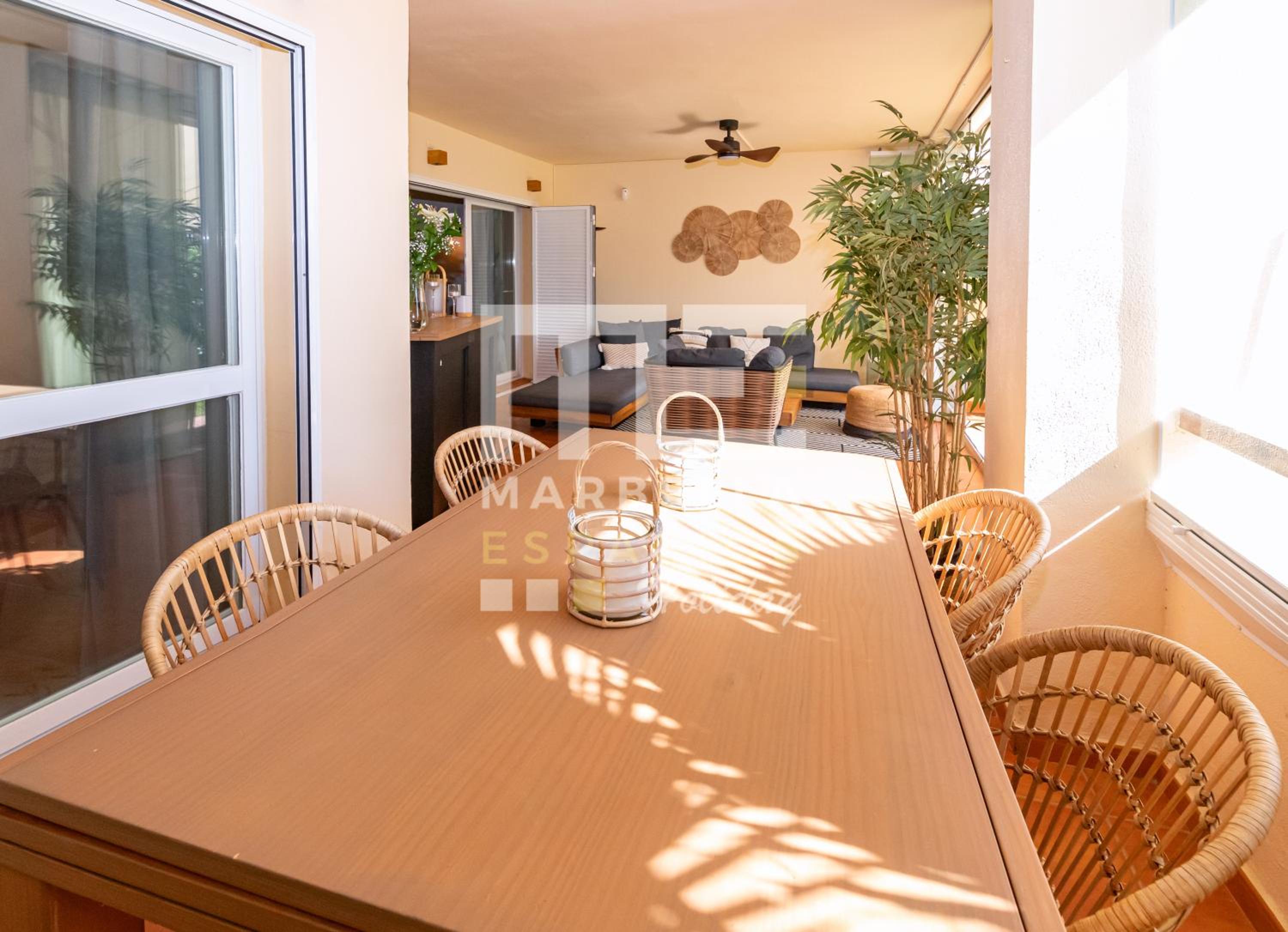 Chic garden flat 5min from beach