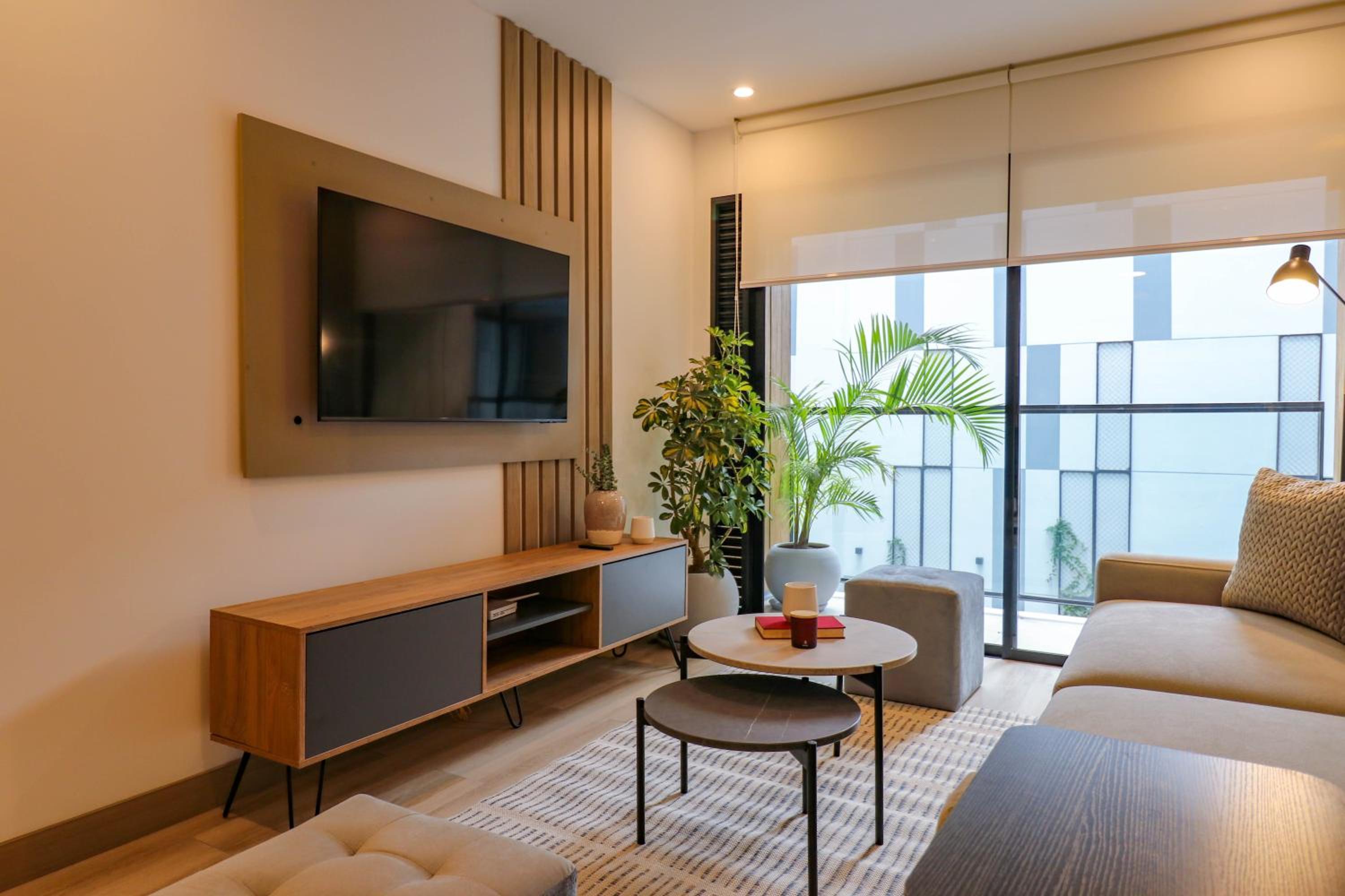Living One in Premium Miraflores By Wynwood House view 2