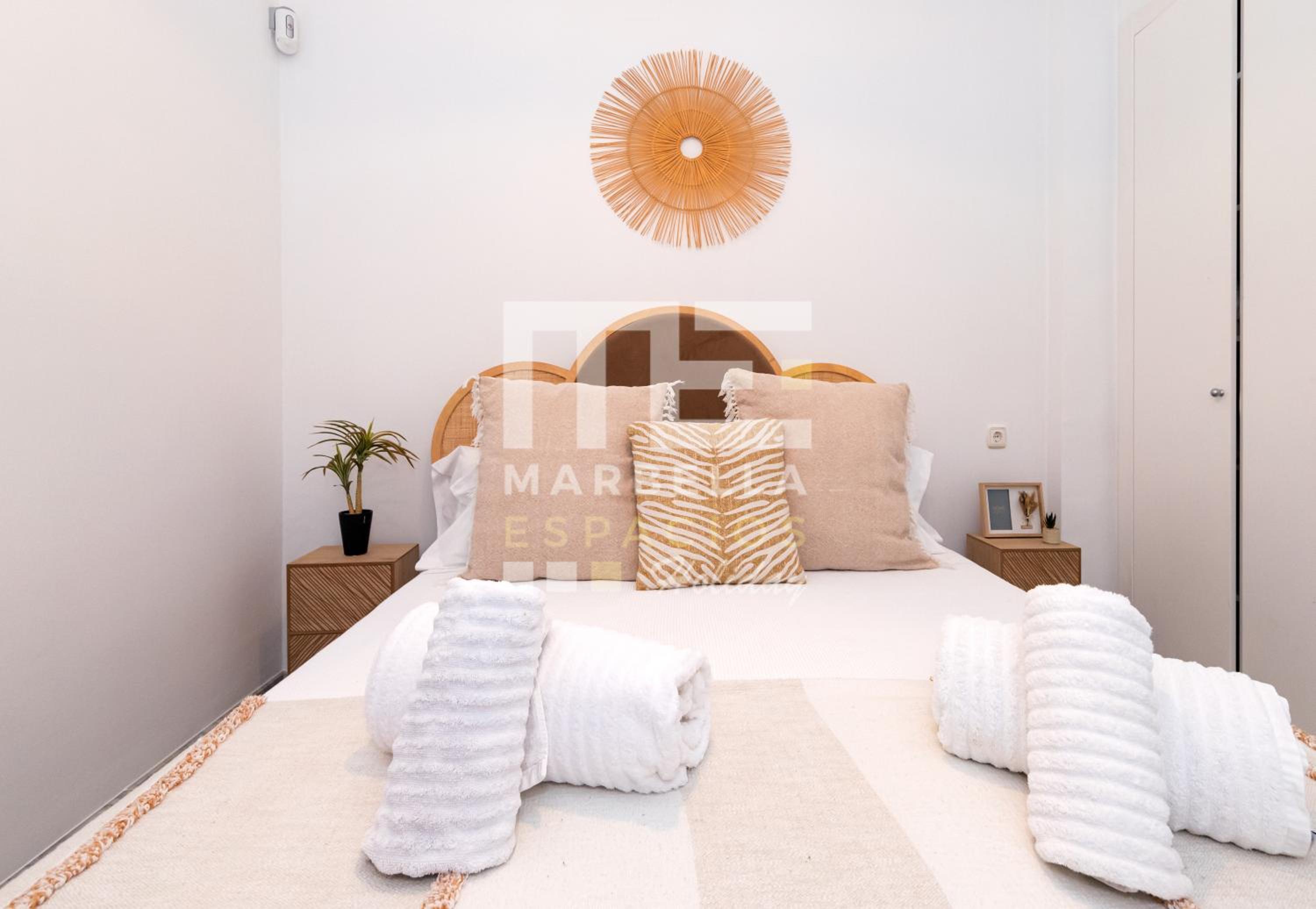 Chic garden flat 5min from beach