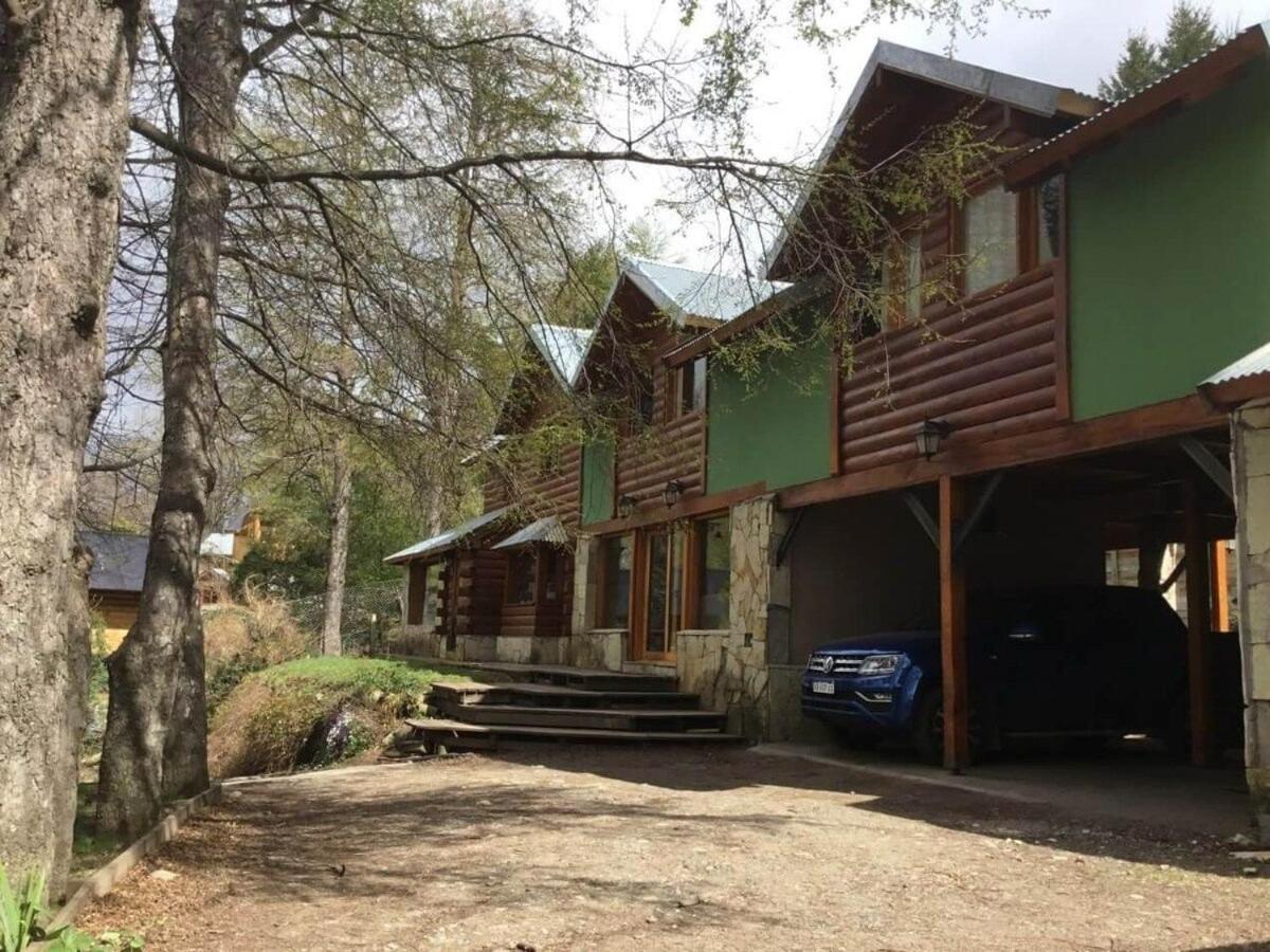 Cabaña rodeada de bosque nativo para 12 c parrilla