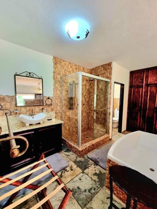 Luxury GuesthouseCo RiverDance