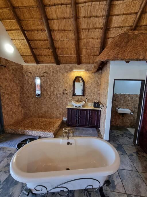 Luxury GuesthouseCo RiverDance
