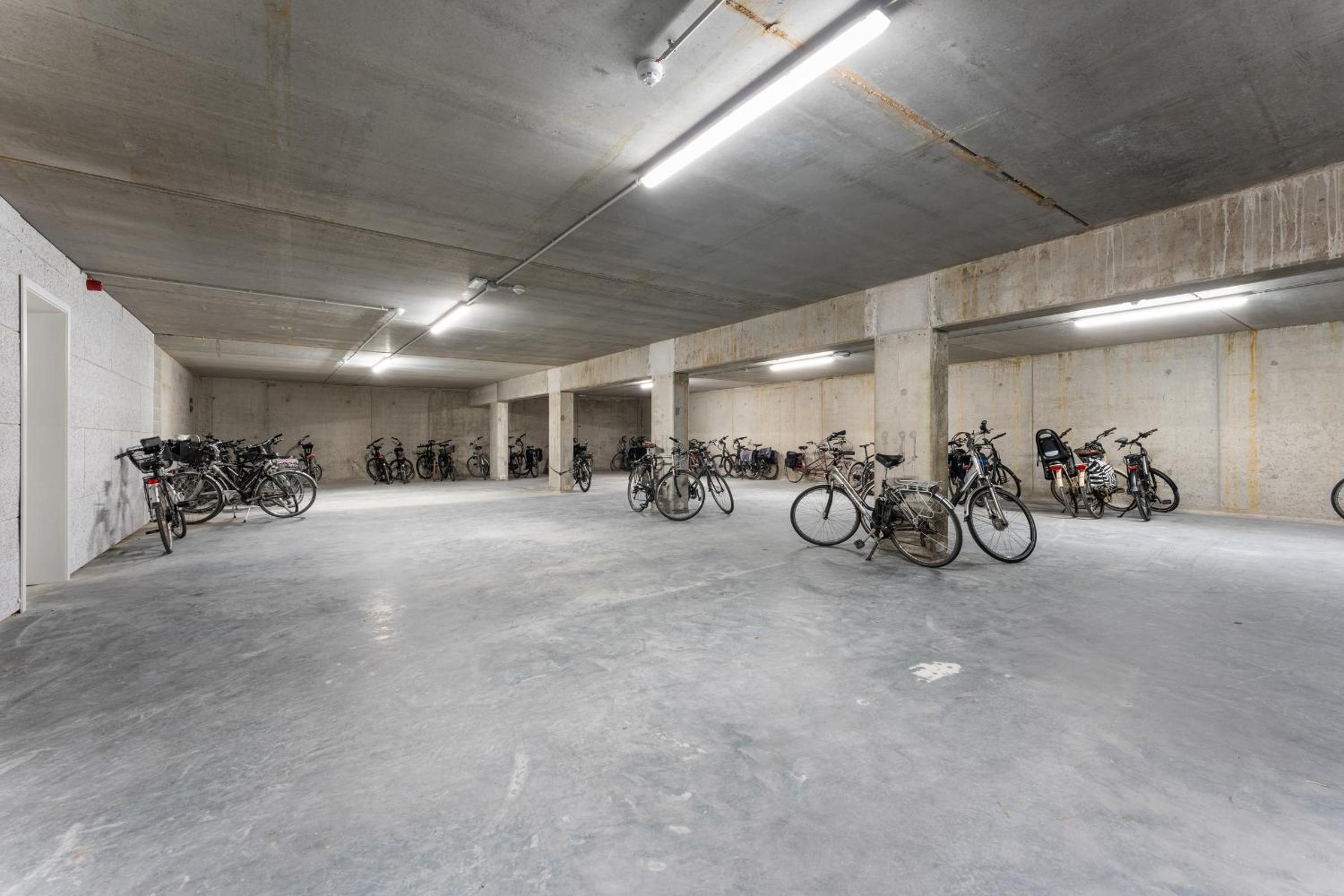 Central Park fenomenaal app met zwembad en gym!