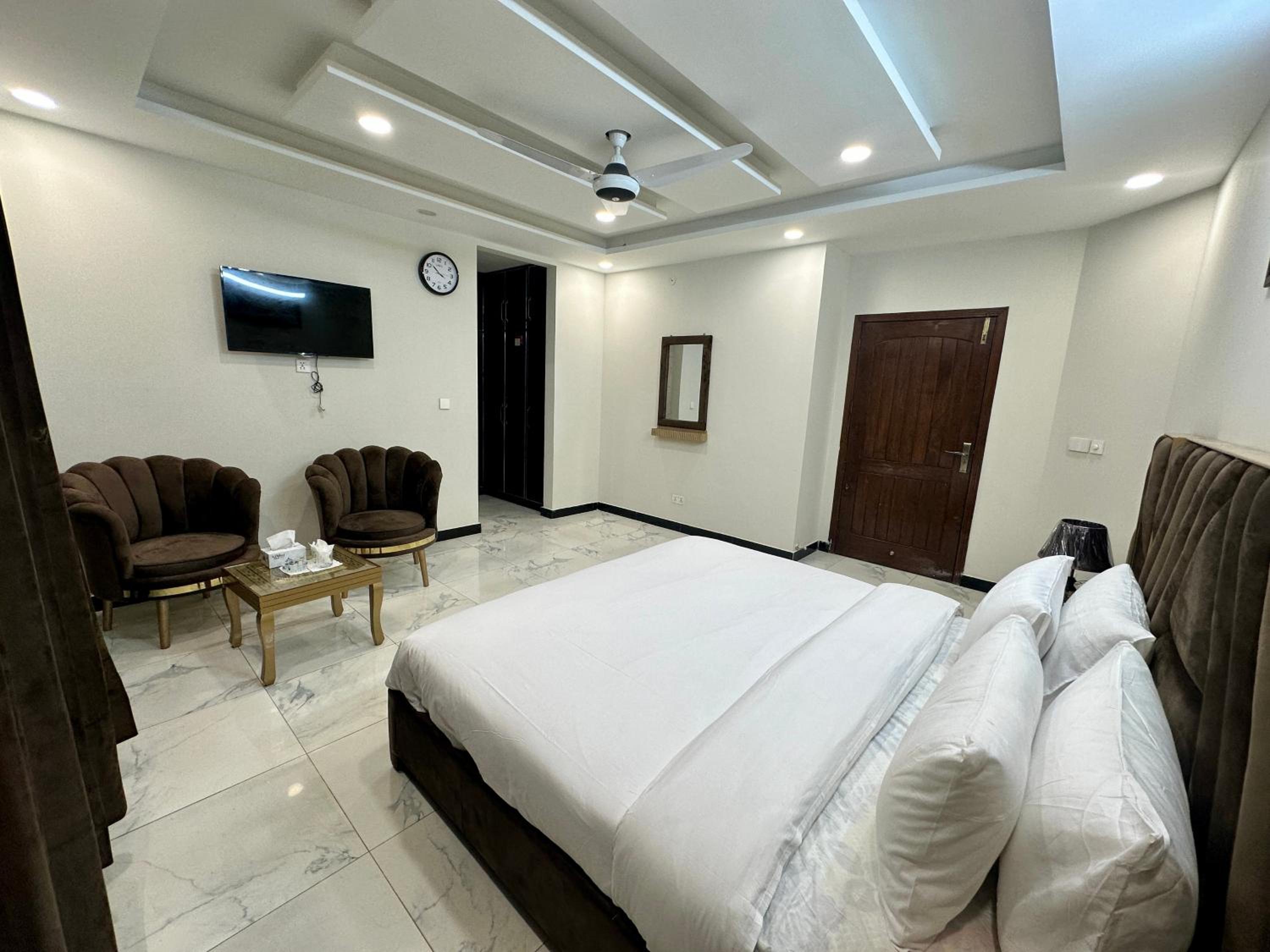 Dream Executive Guest House view 3