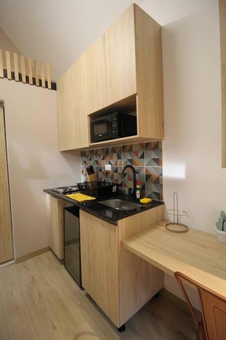 Nueva Tiny House en el Poblado FRN110 By Roots Rentals