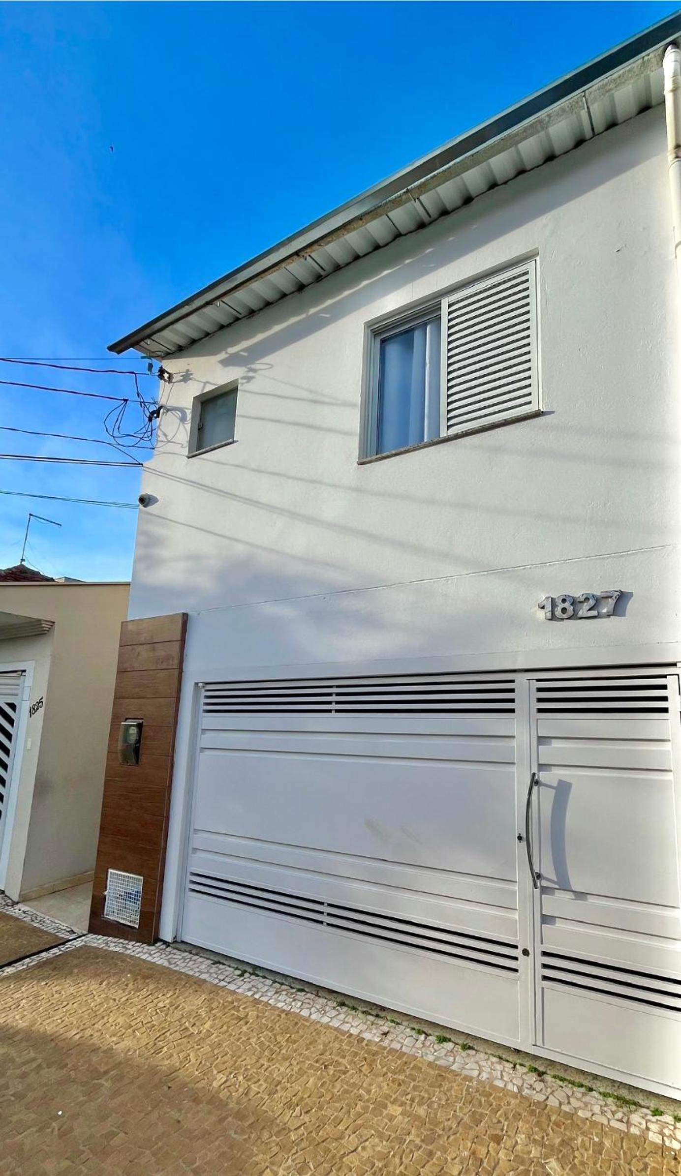Casa Ampla - Ótima Localização