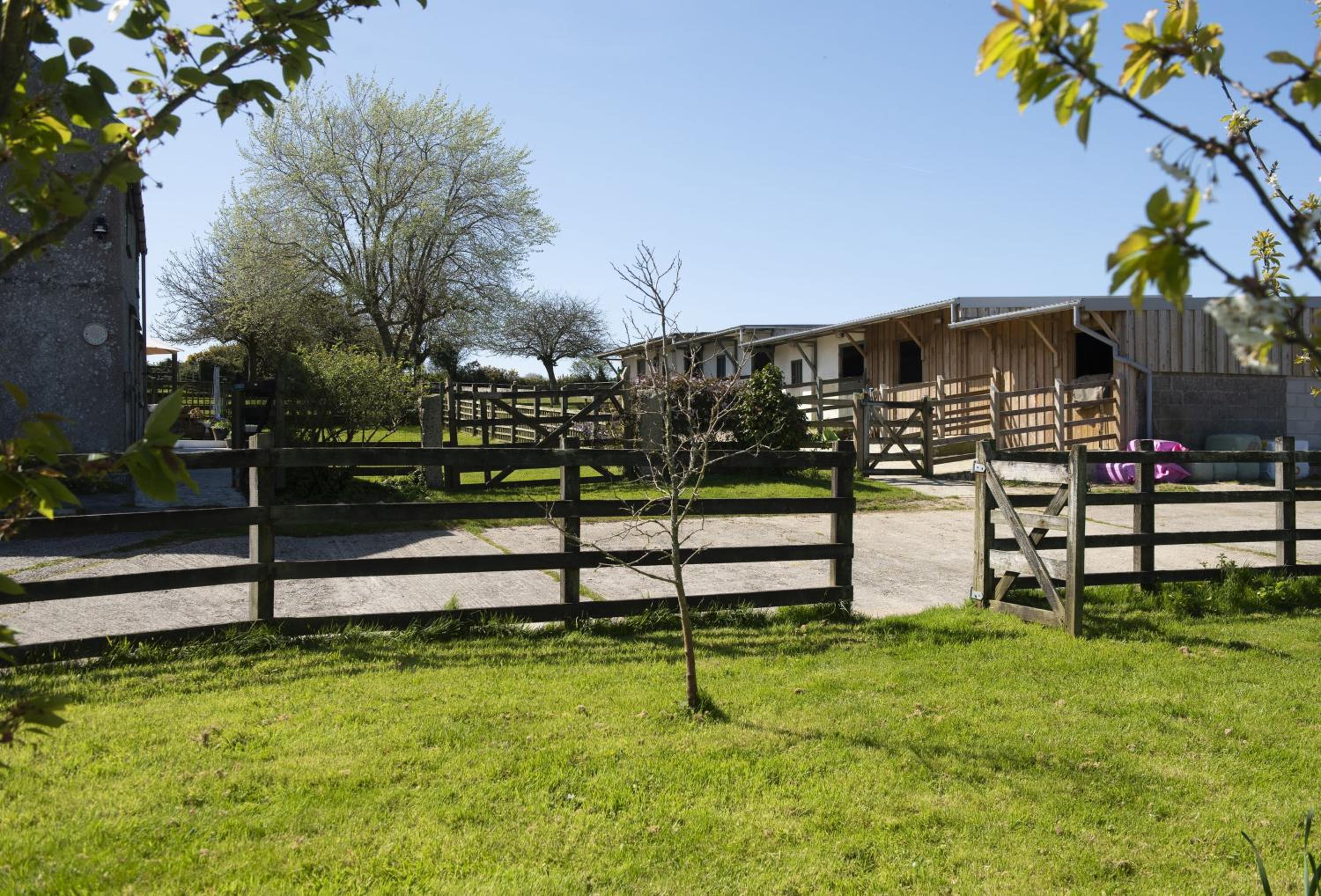 Roseland Cottage
