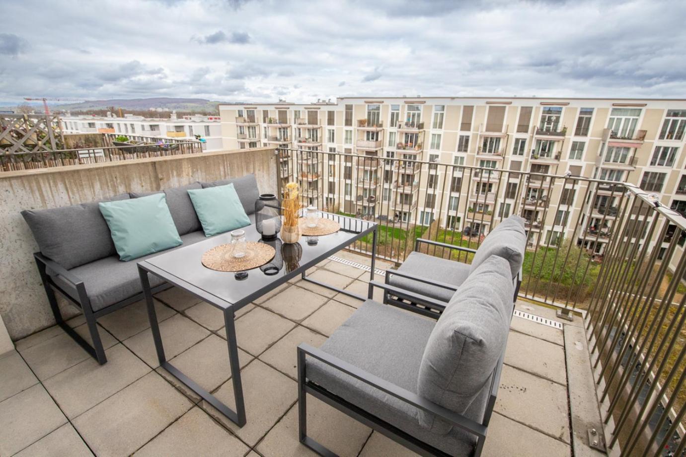 Special EiNSTEiN I Apartment Basel, Messe Kleinbasel 10-STAR