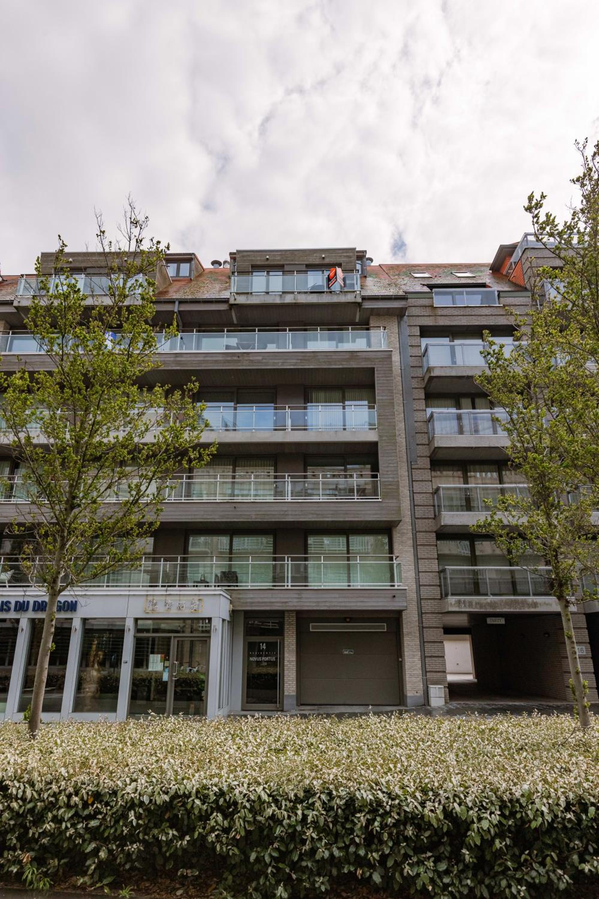 Casiola - Spacious & light apartment with double terrace