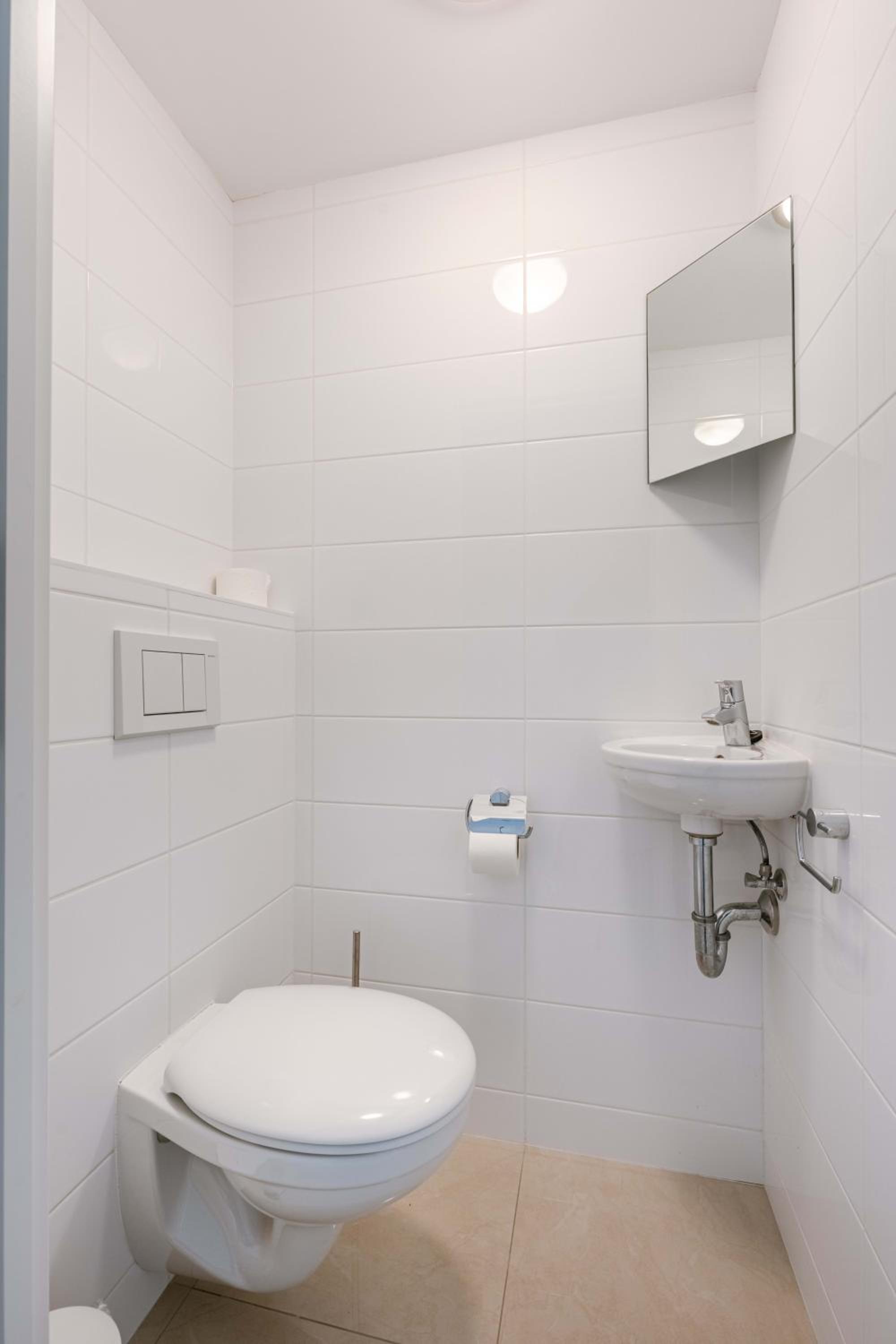 Casiola - Spacious & light apartment with double terrace