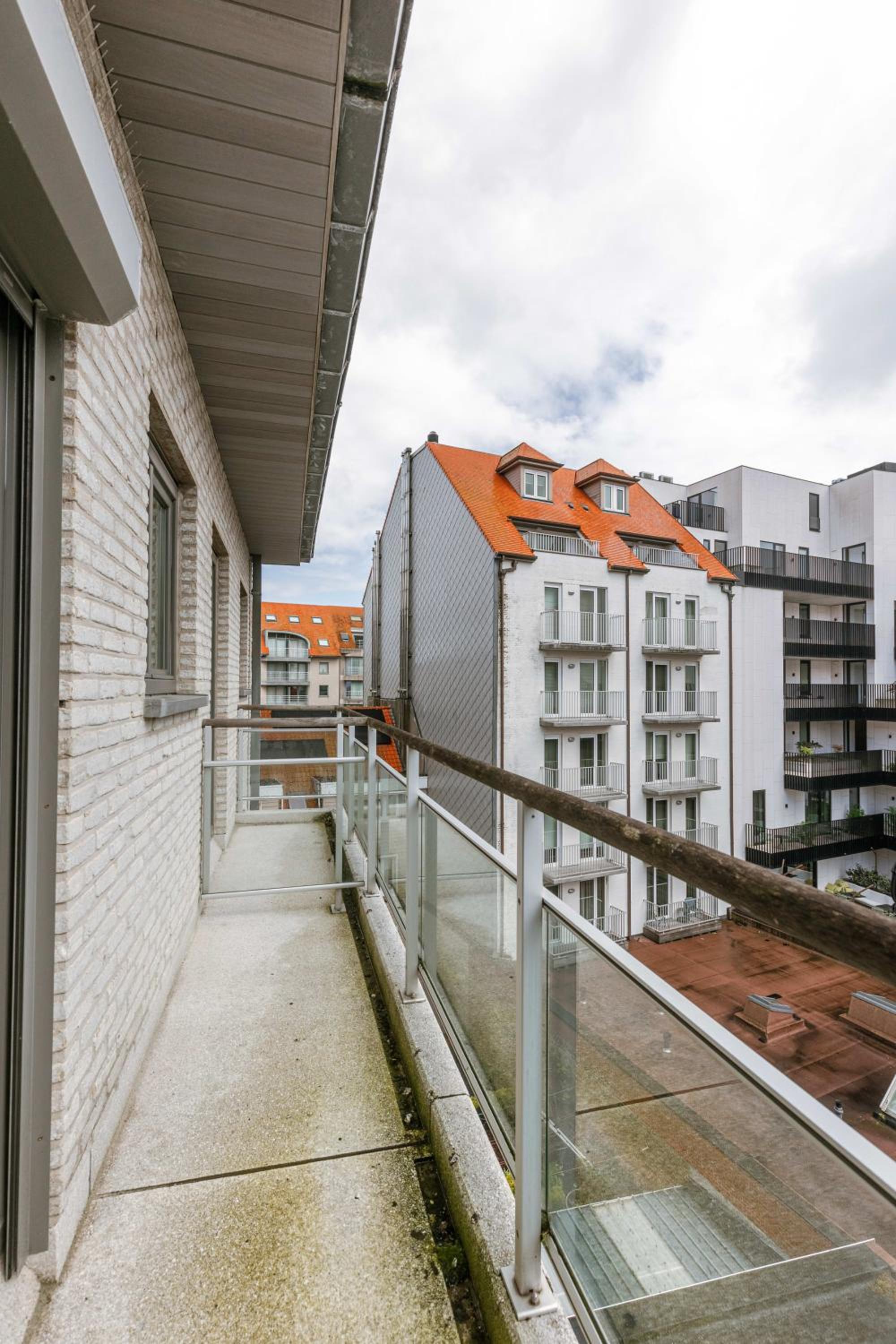 Casiola - Spacious & light apartment with double terrace