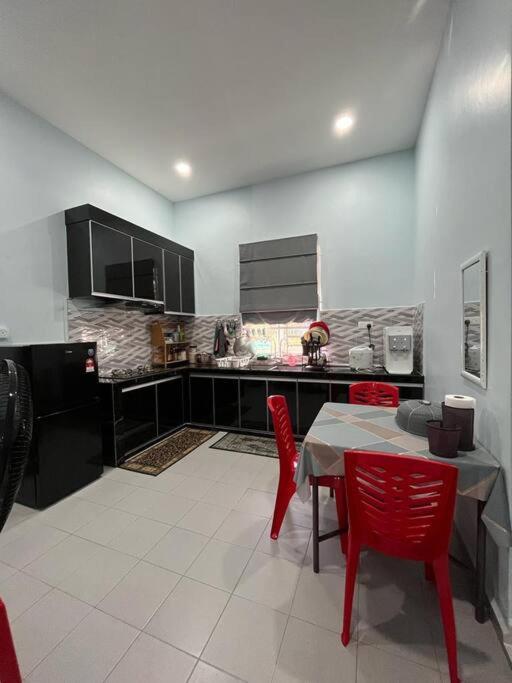 Homestay Tengku Arif Batu Rakit photo 3