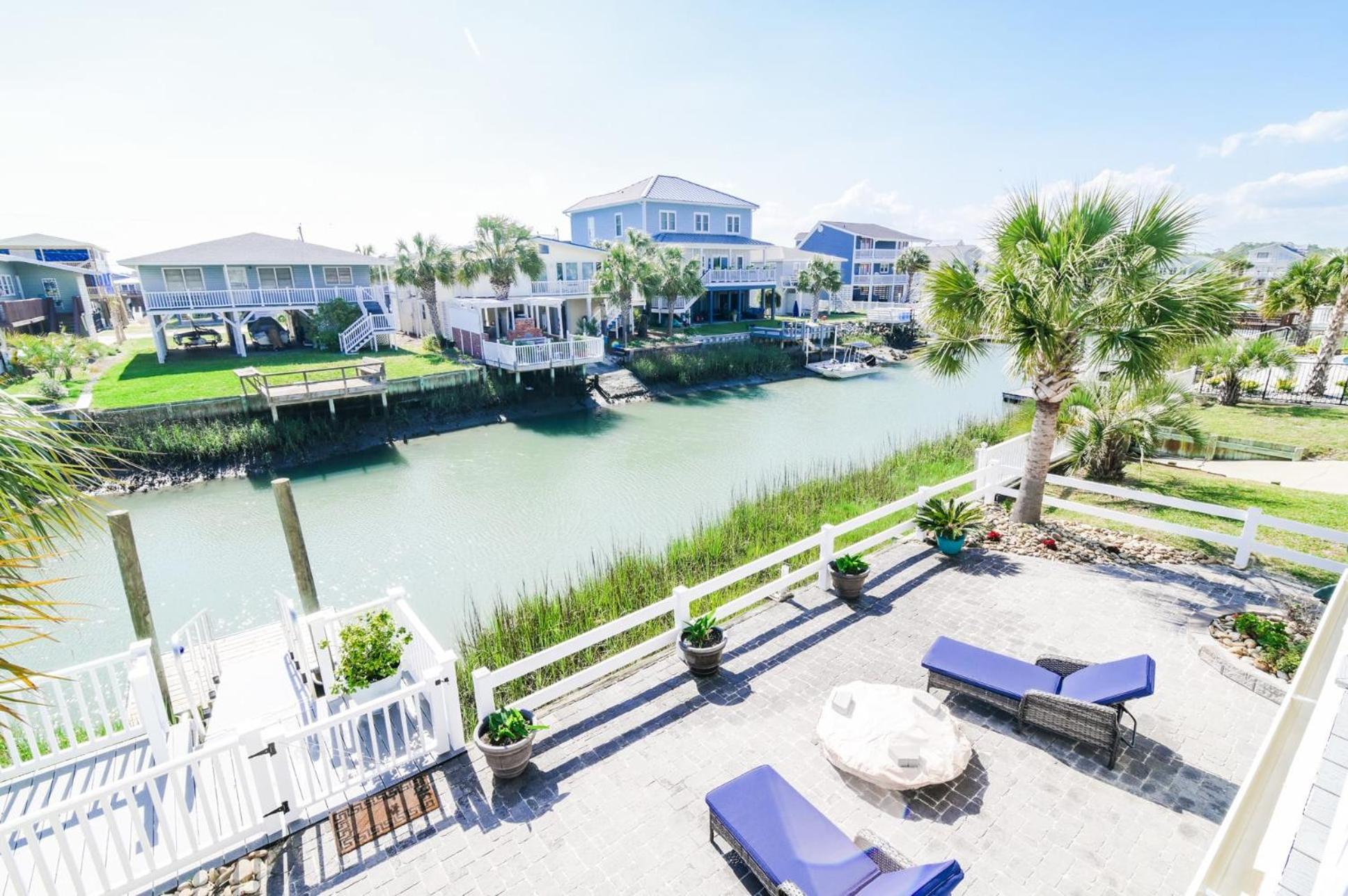 Hi Seas Premium House with Dock view 4