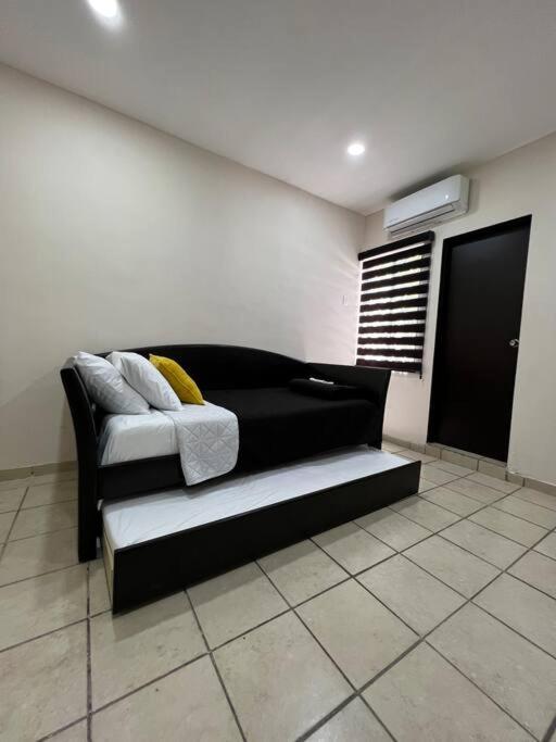 Alcatraz Residencial Las Flores Malecon