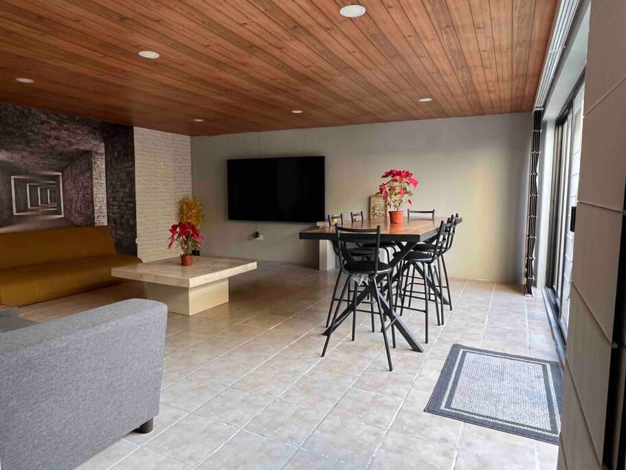 Alcatraz Residencial Las Flores Malecon